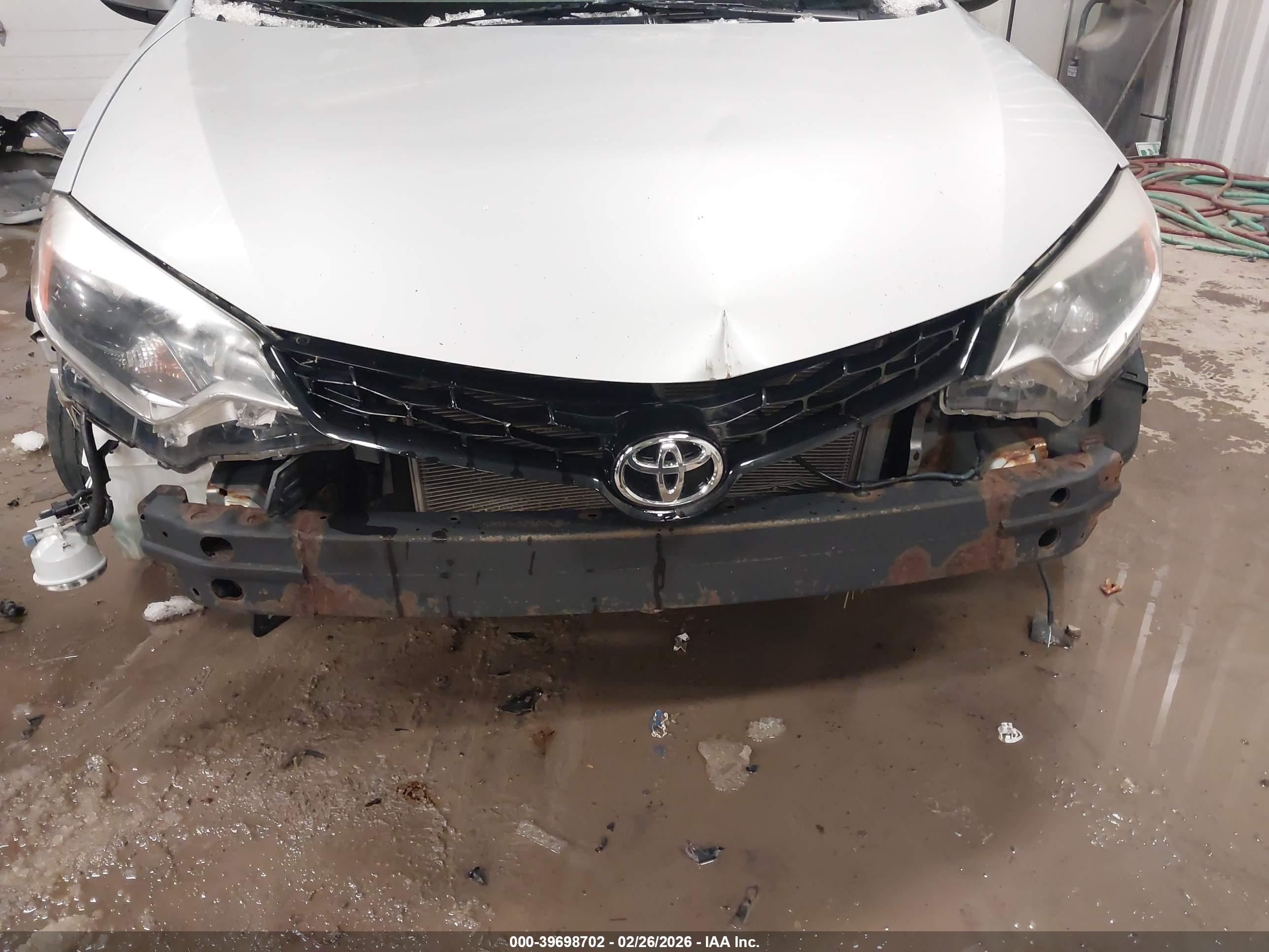TOYOTA COROLLA image 6
