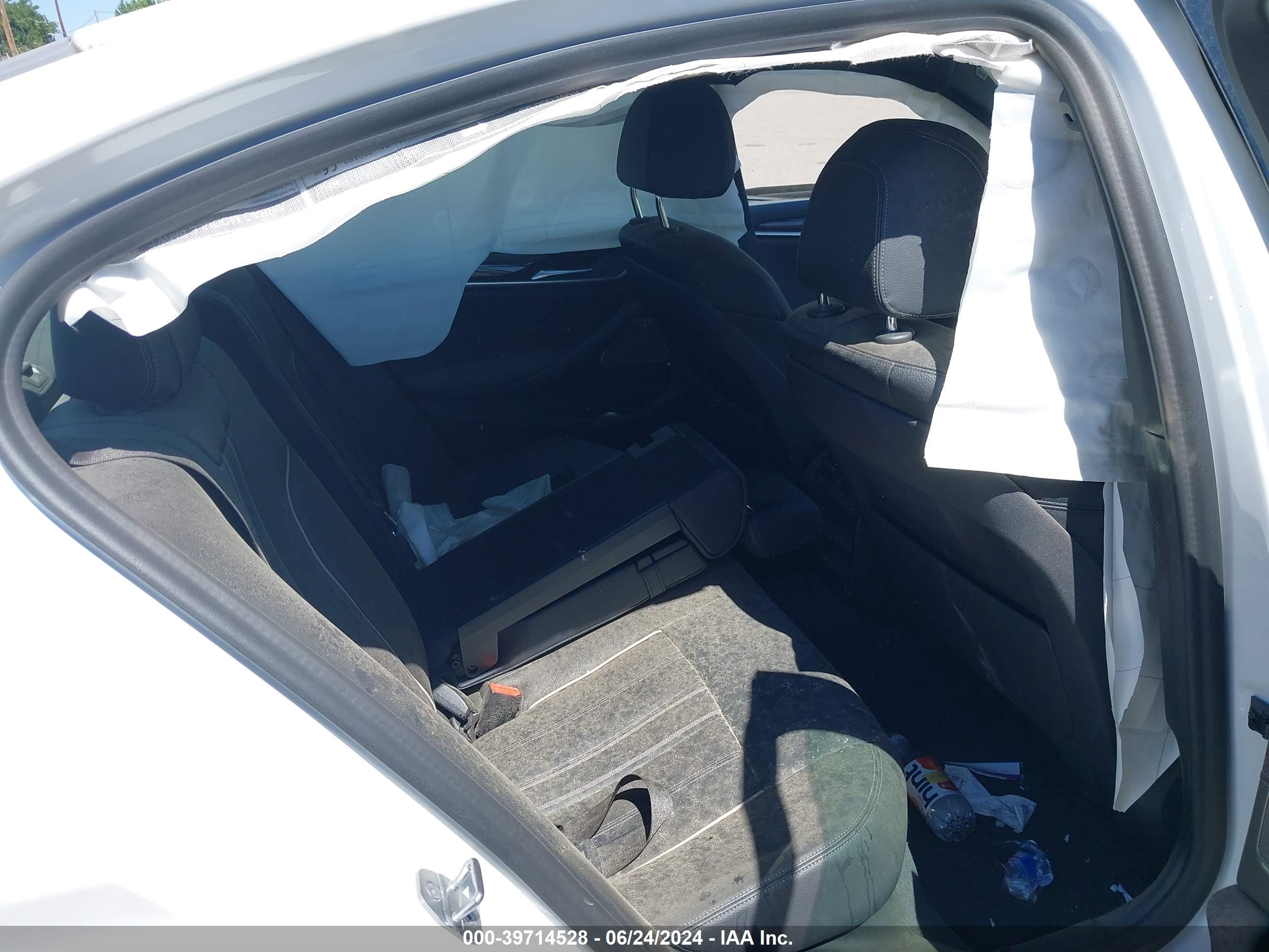 BMW 530I image 8