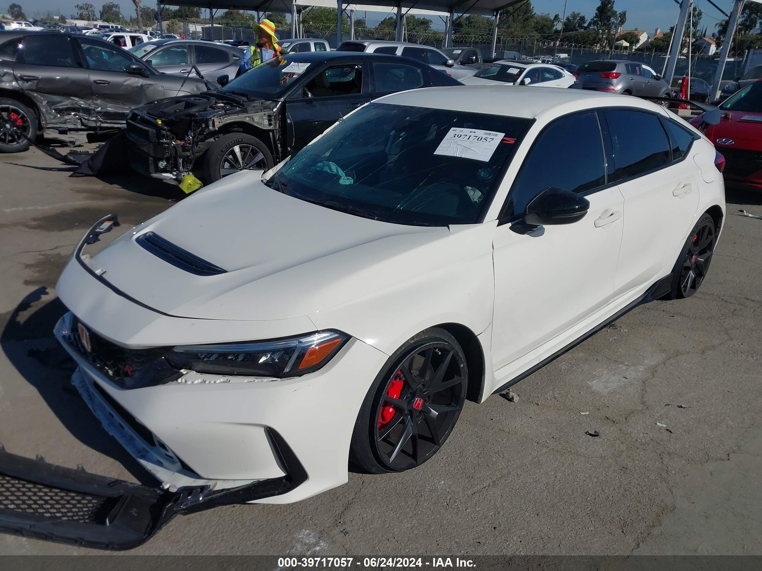 HONDA CIVIC image 2