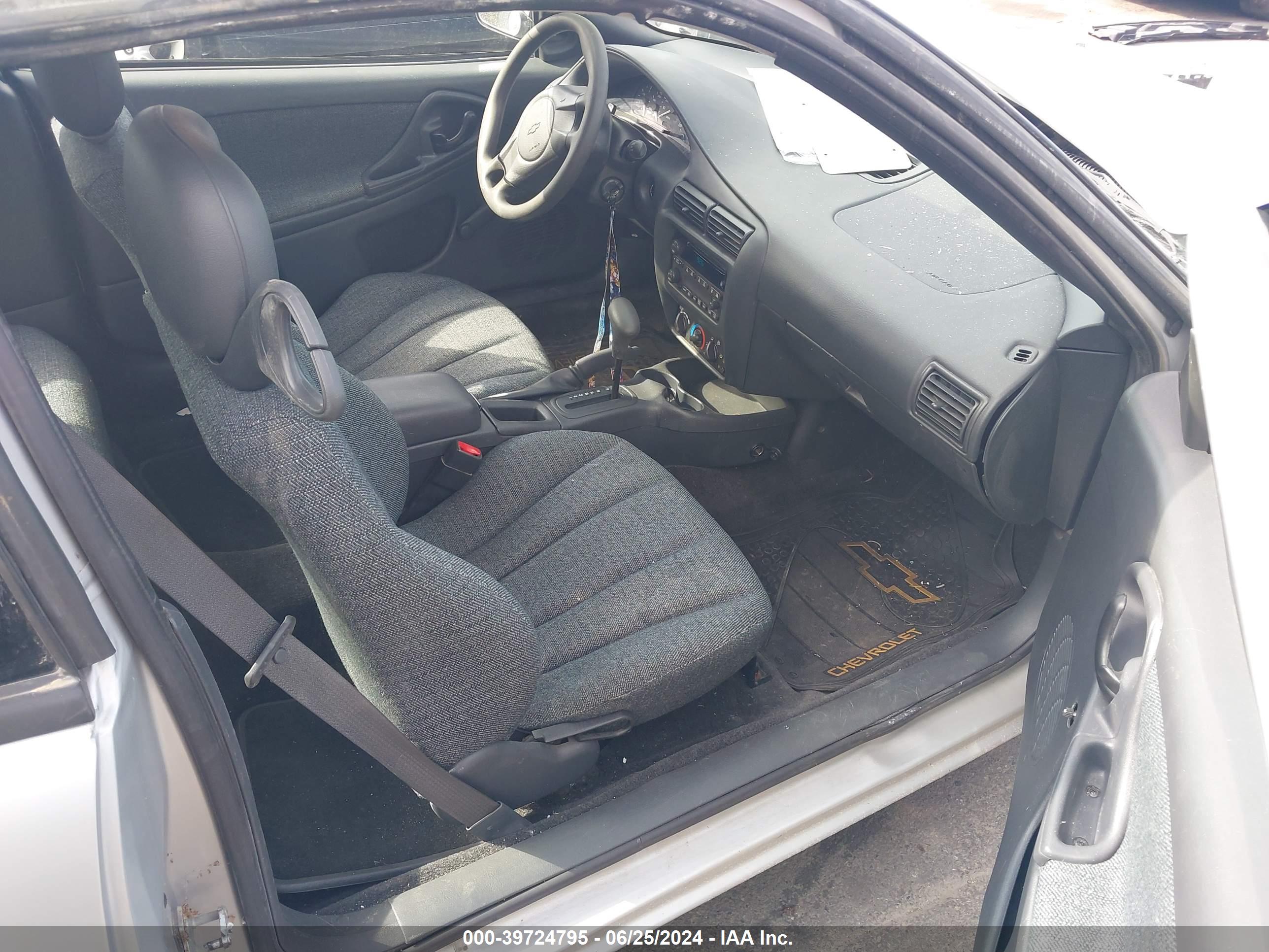 CHEVROLET CAVALIER image 5