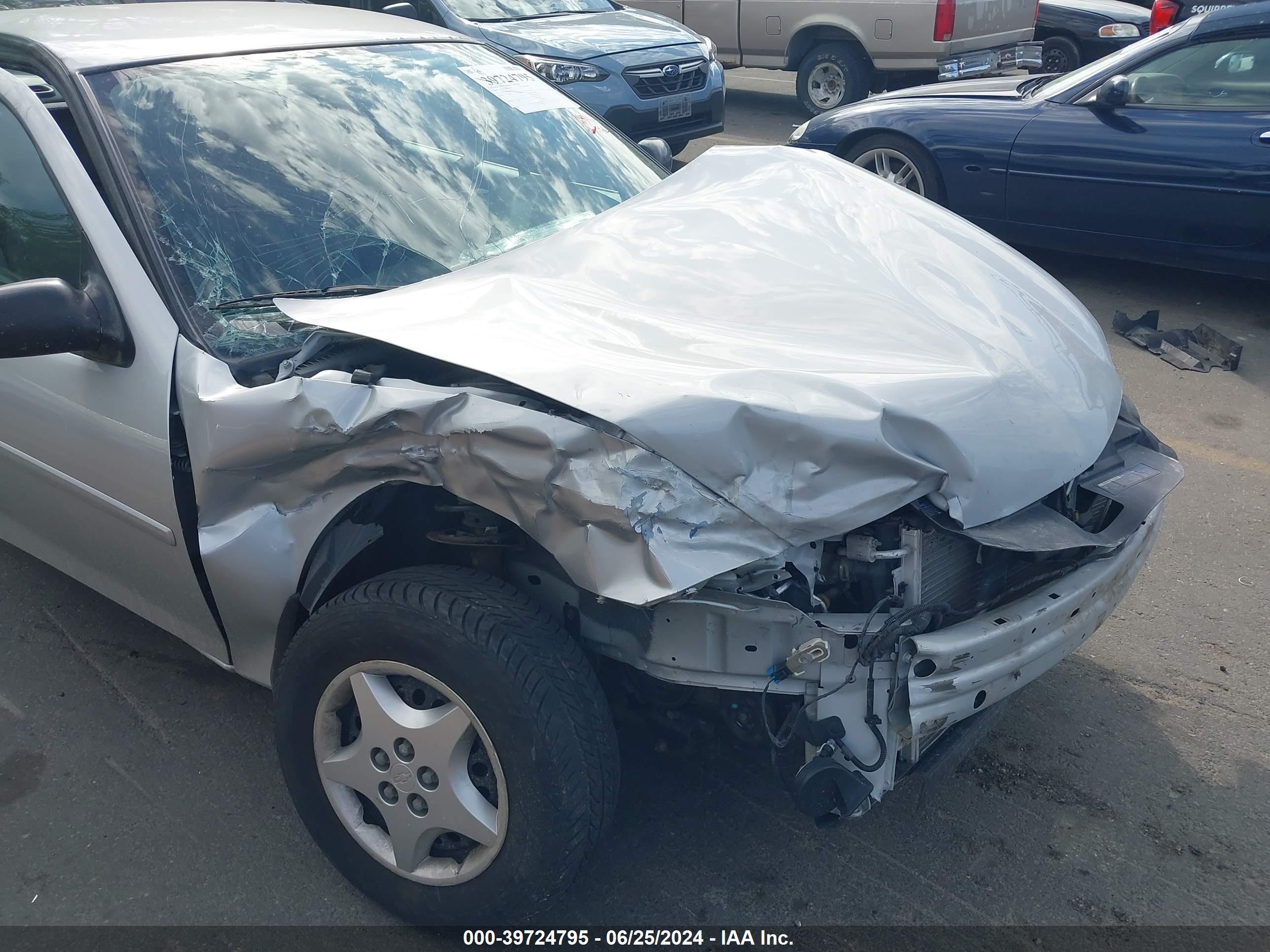 CHEVROLET CAVALIER image 6