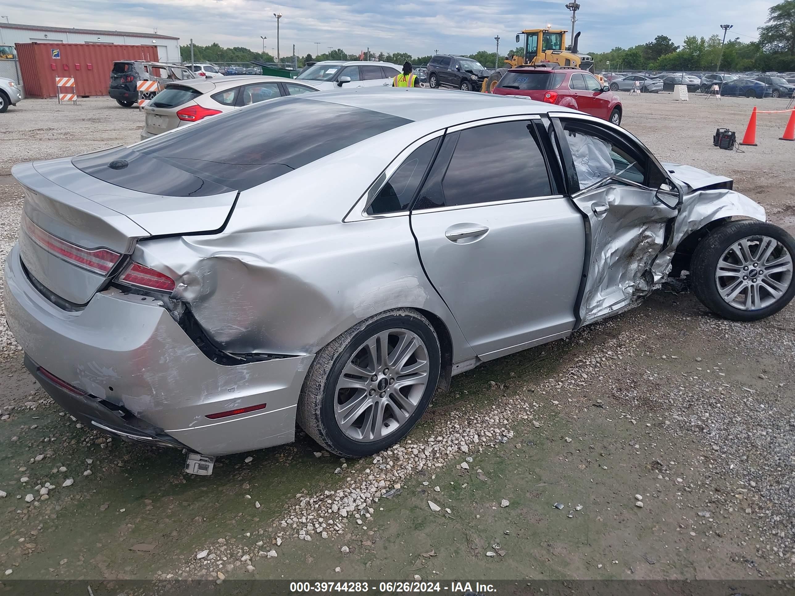 LINCOLN MKZ image 4