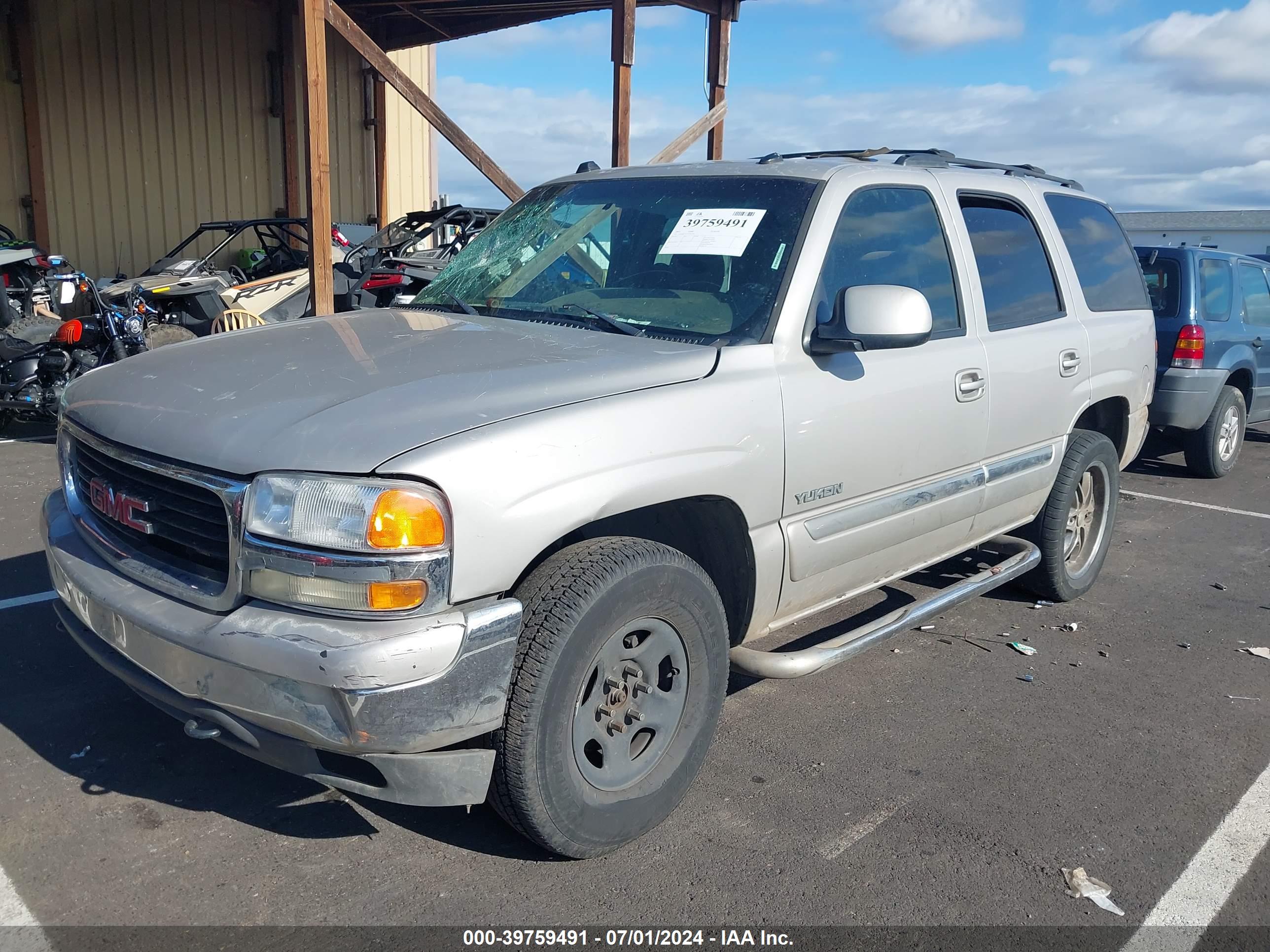 GMC YUKON image 2