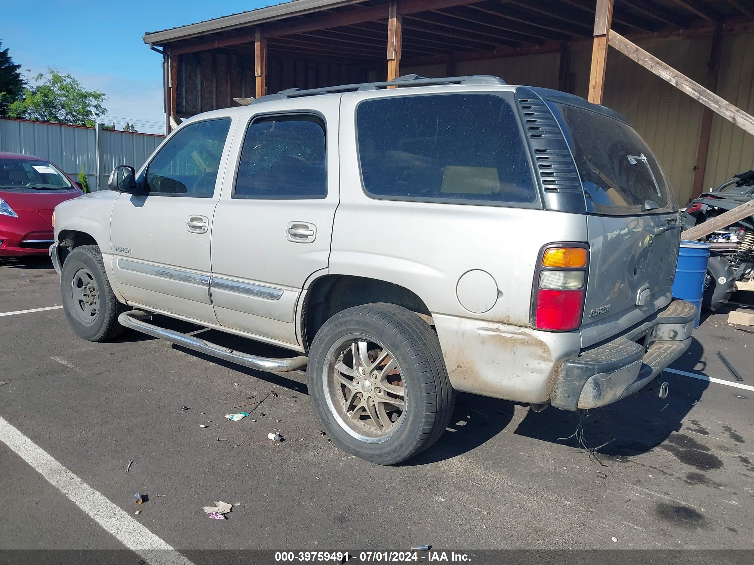 GMC YUKON image 3