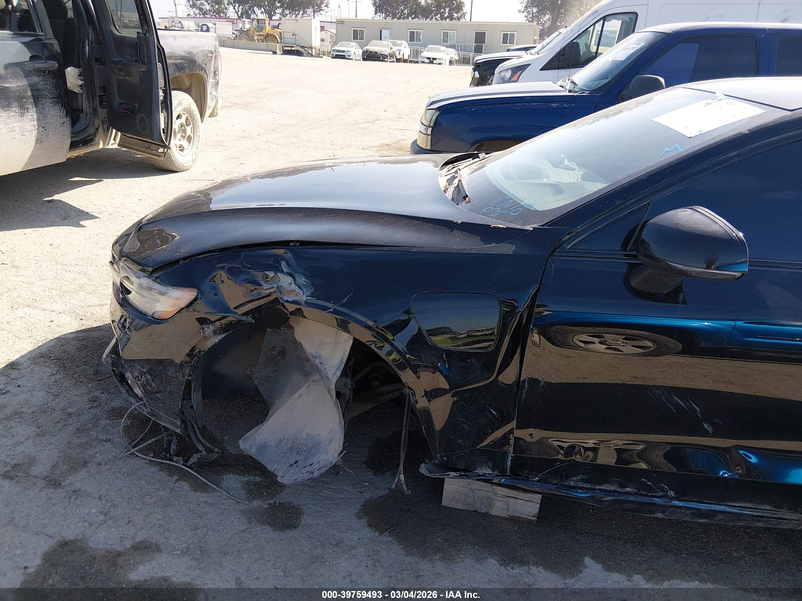 VOLVO S60 image 6