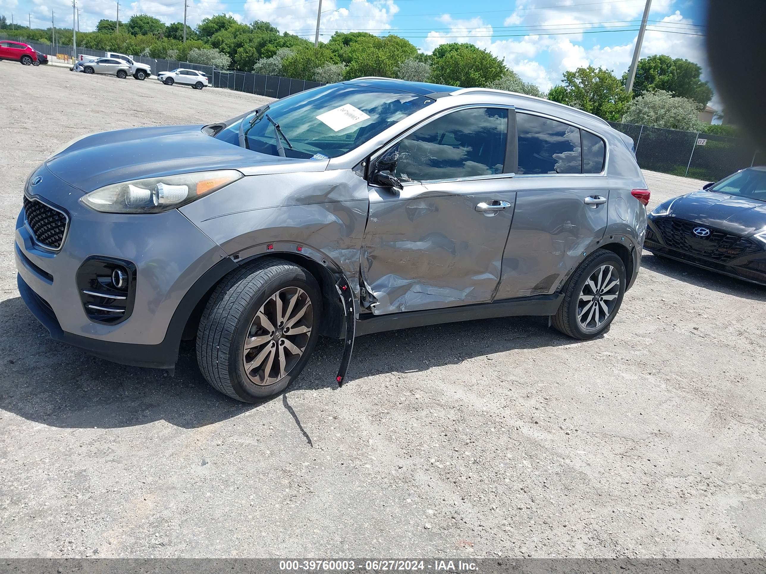 KIA SPORTAGE image 2