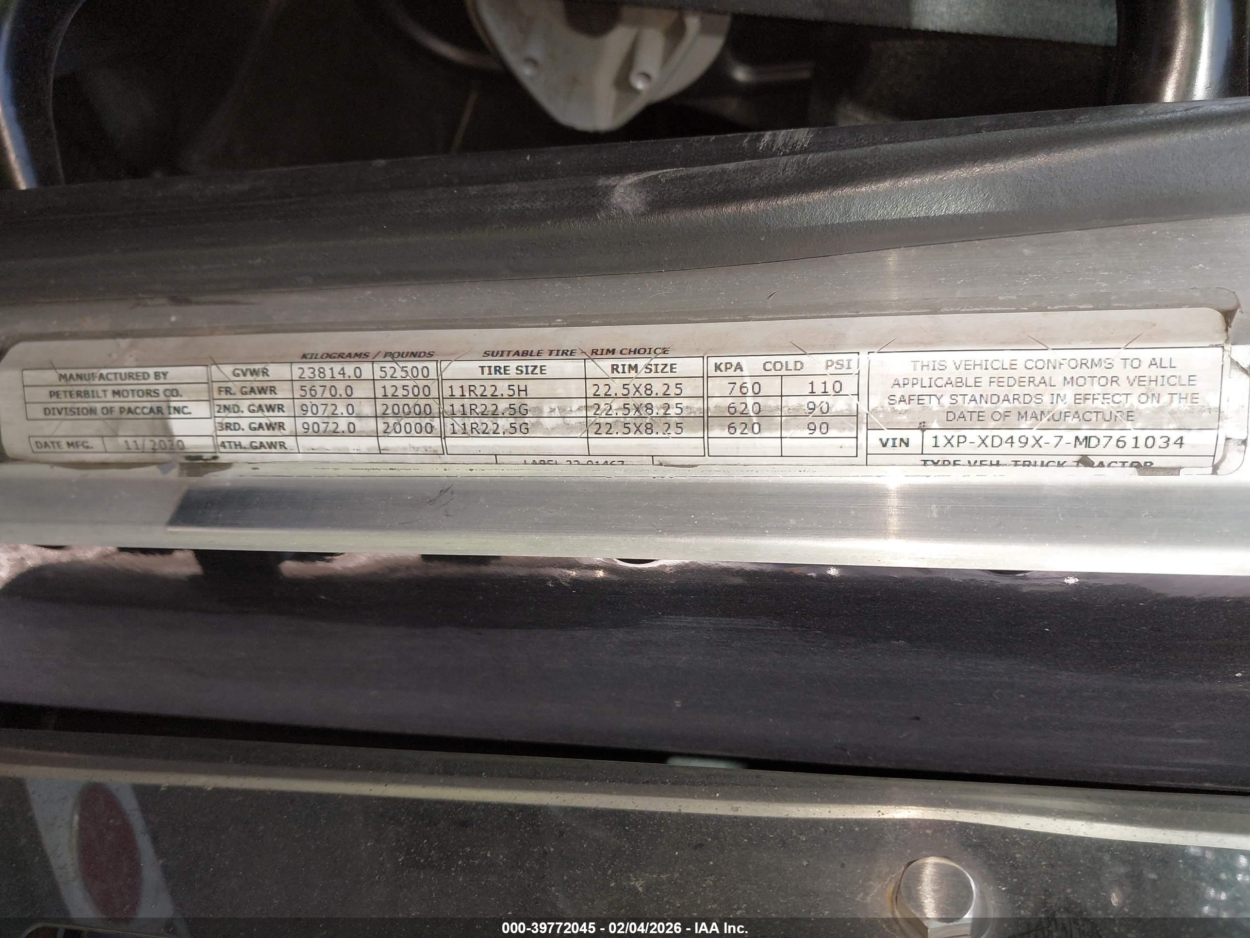PETERBILT 389 image 9