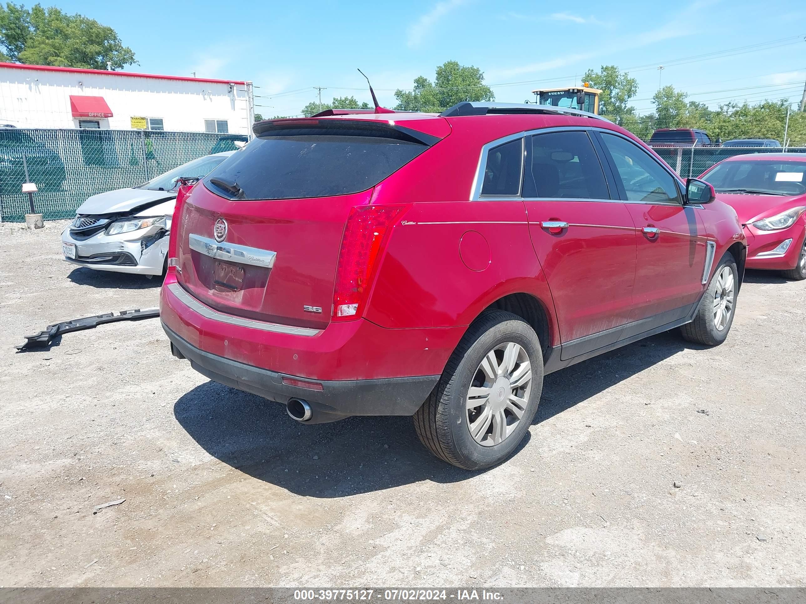 CADILLAC SRX image 4