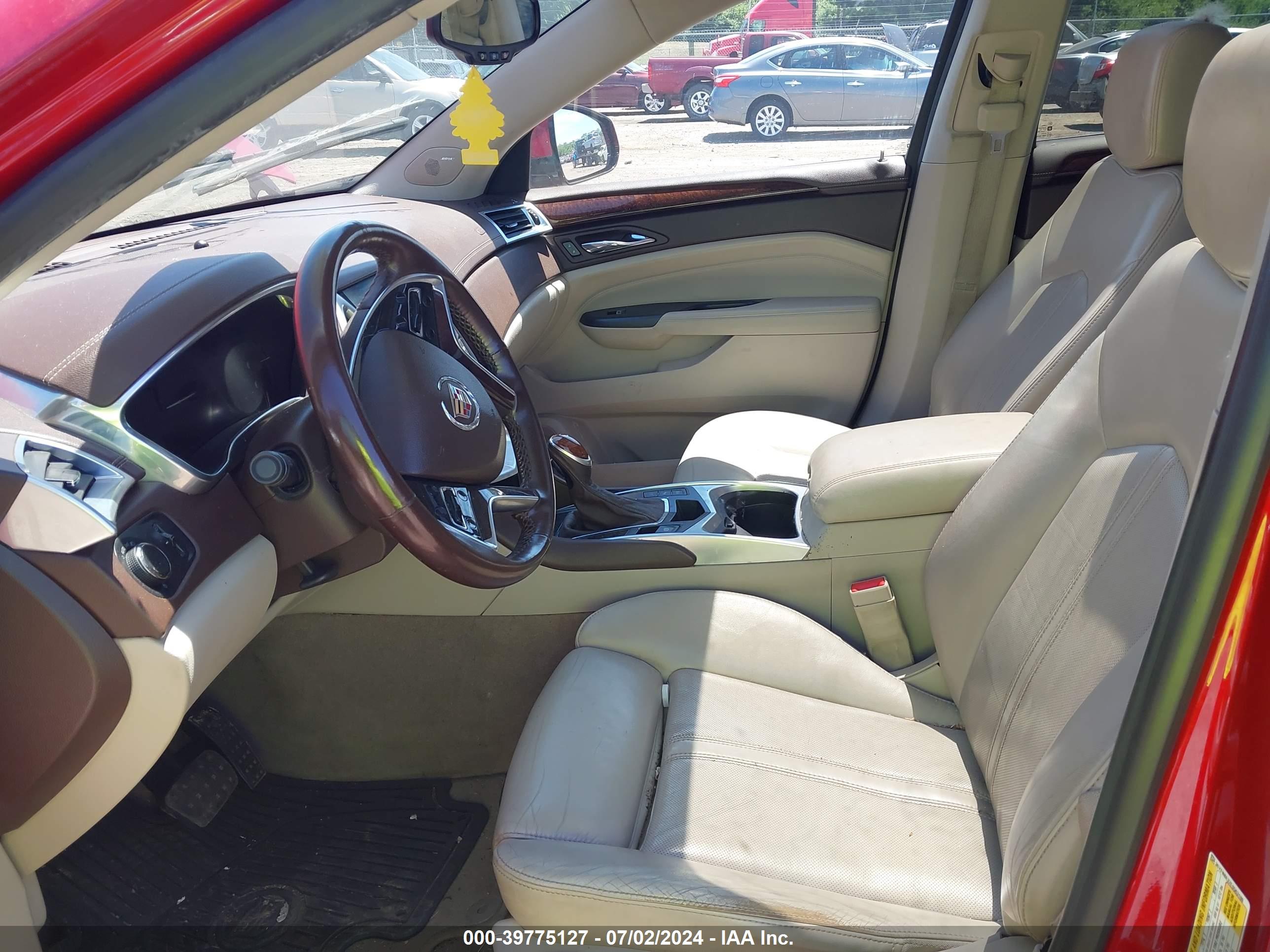 CADILLAC SRX image 5