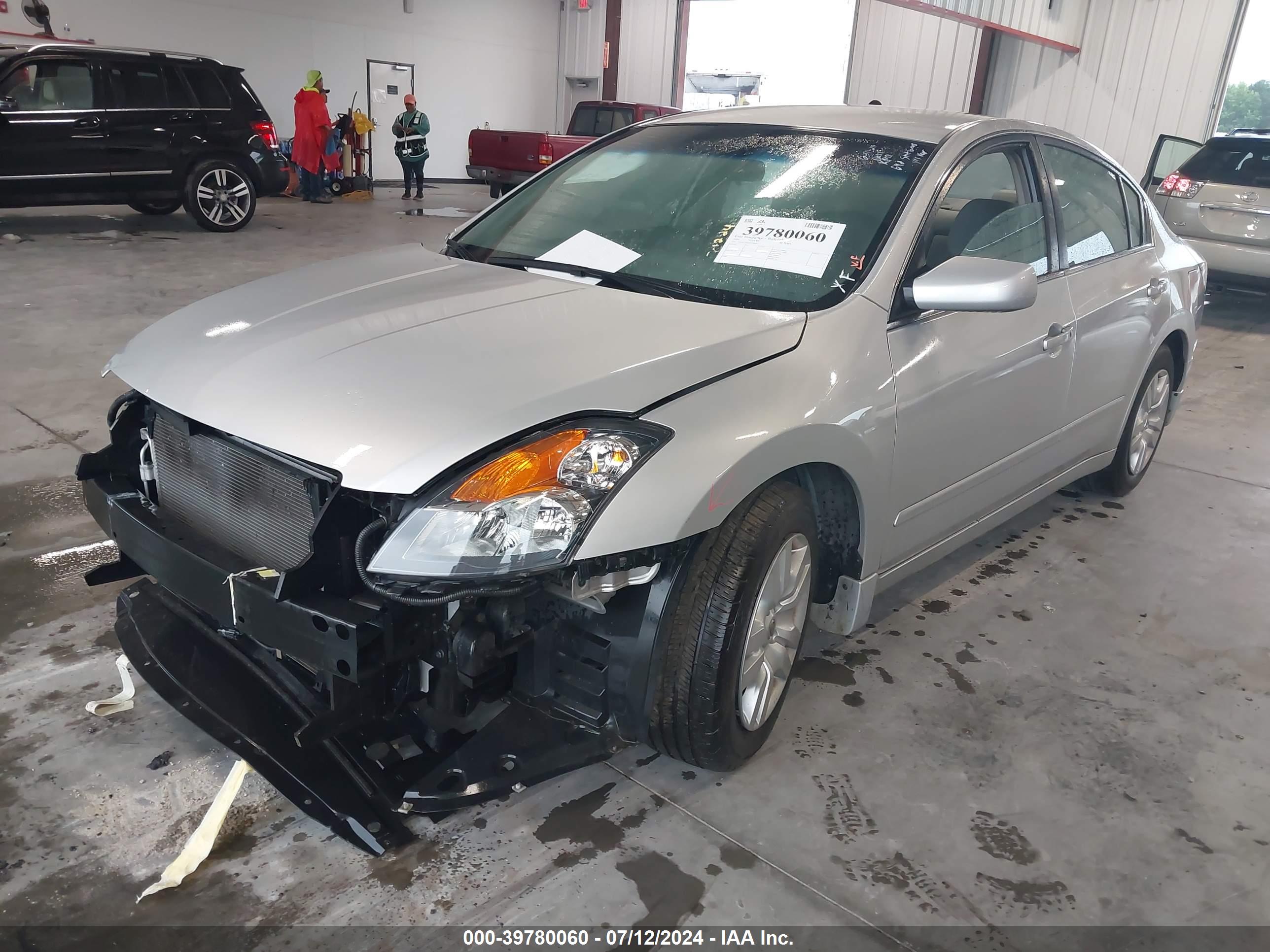 NISSAN ALTIMA image 2