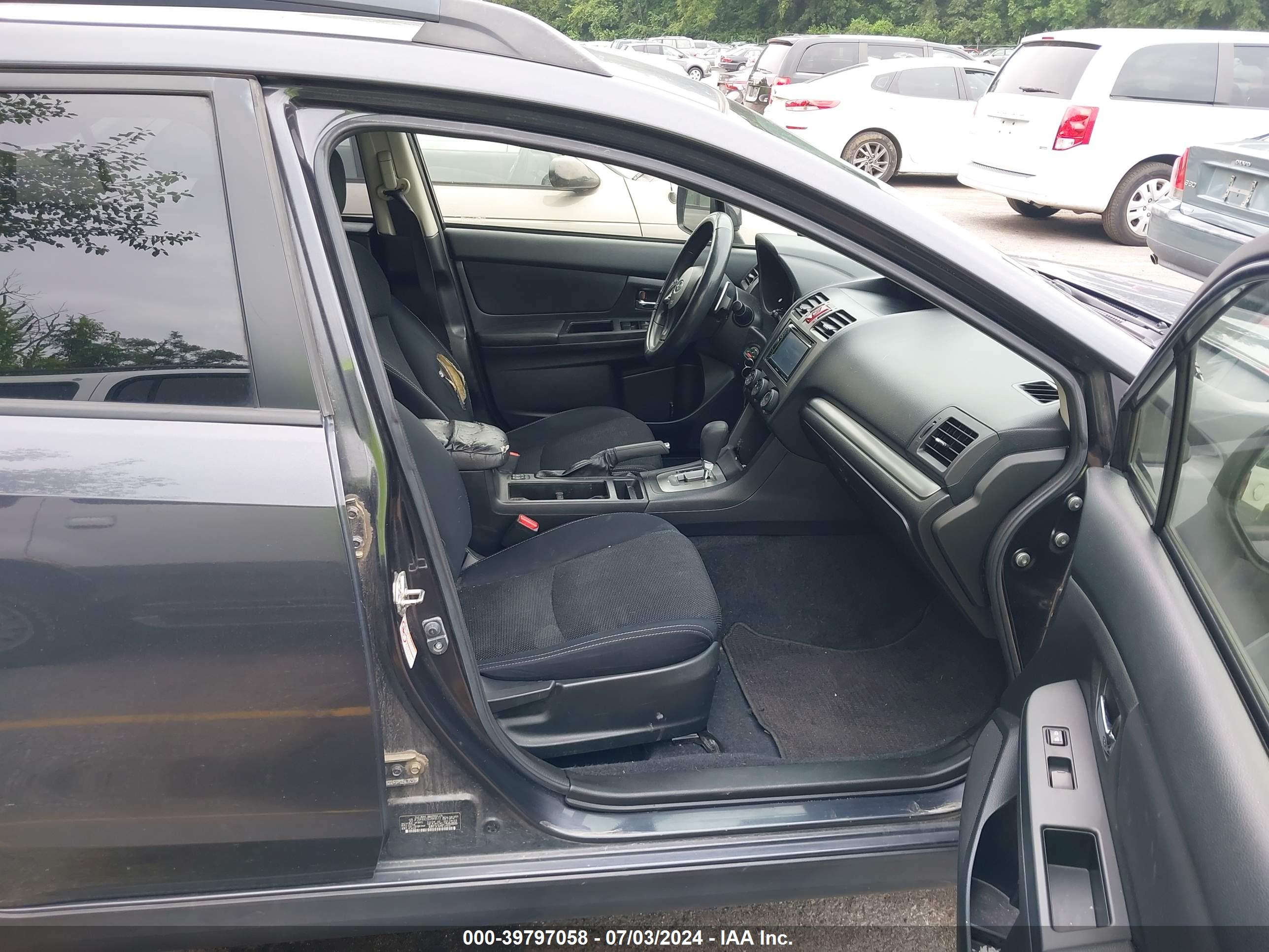 SUBARU XV image 5