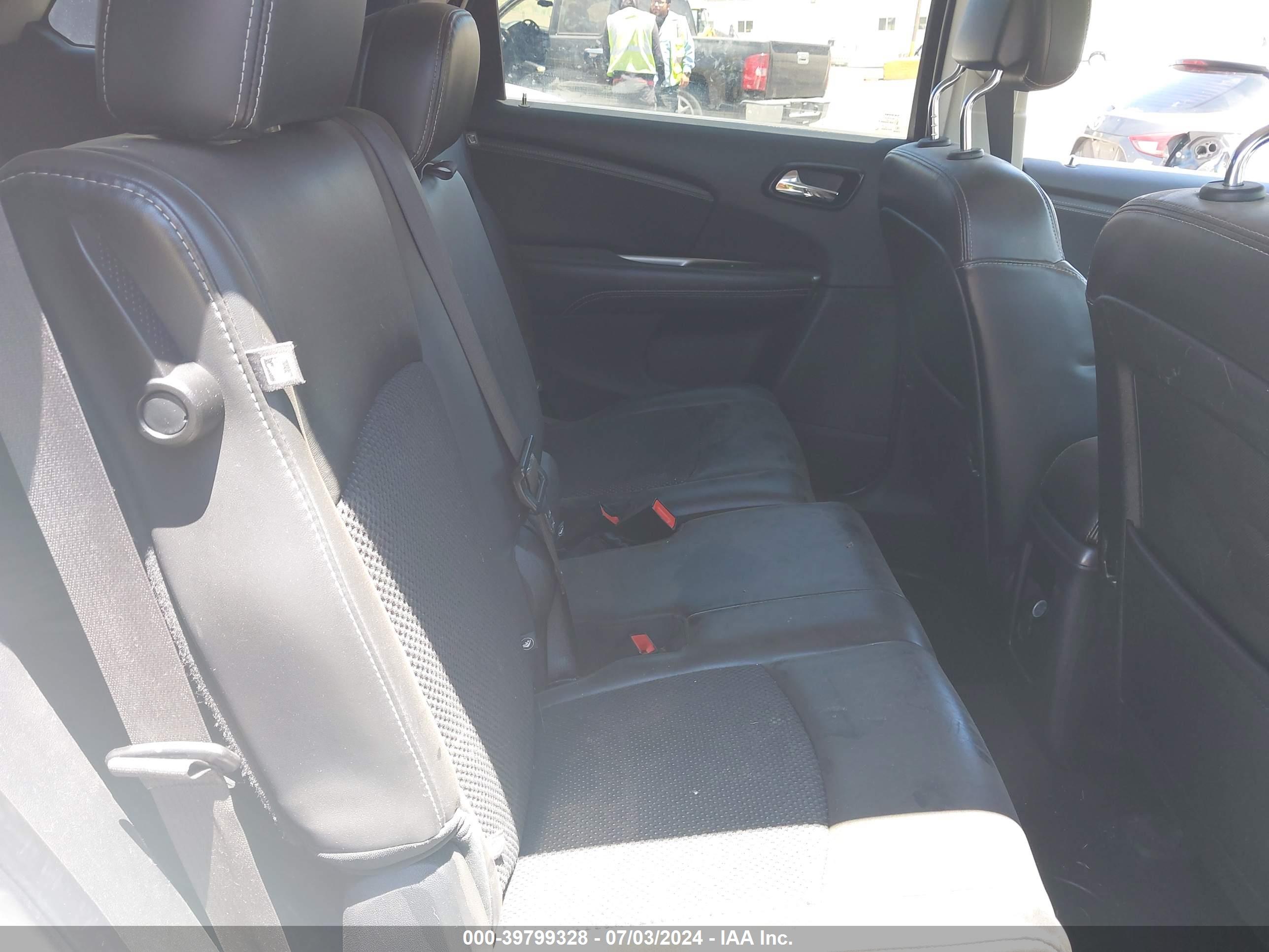 DODGE JOURNEY image 8