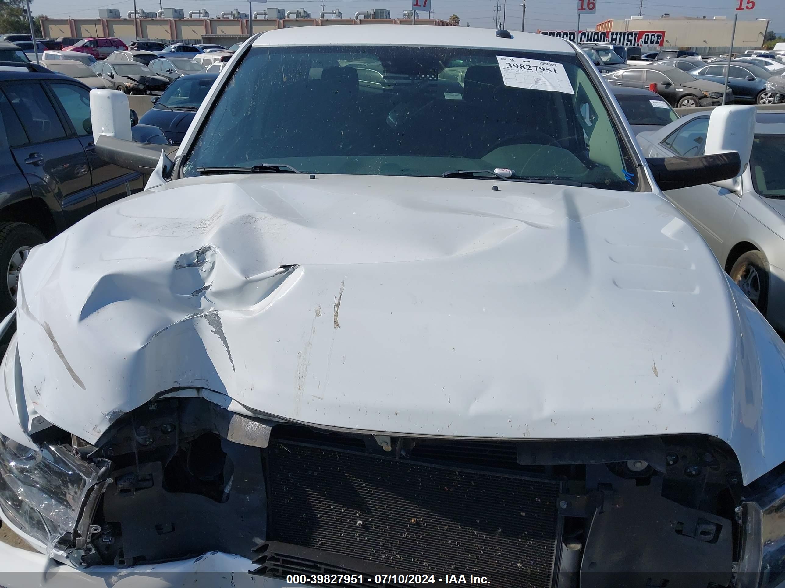 RAM 2500 image 10