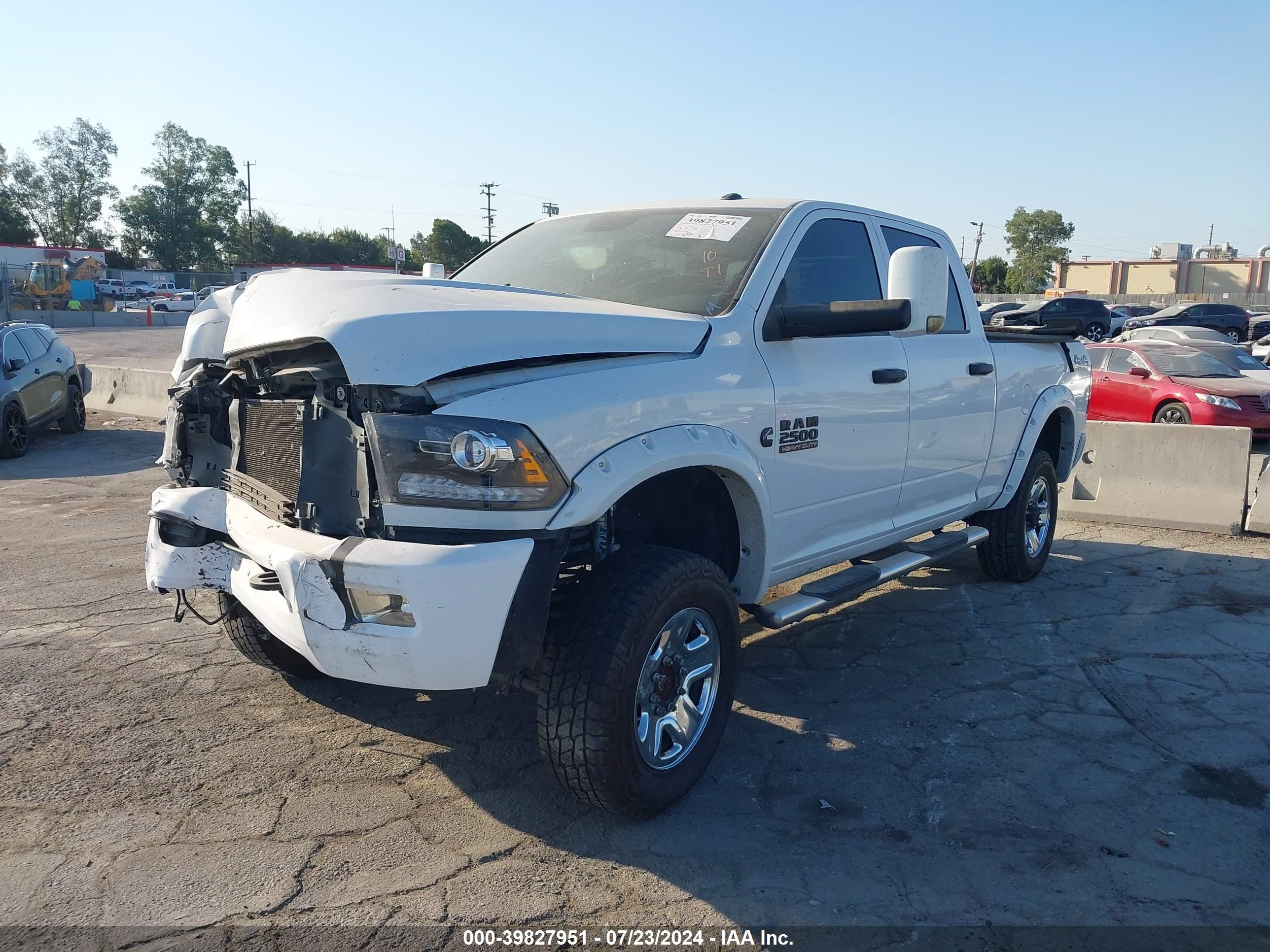 RAM 2500 image 2