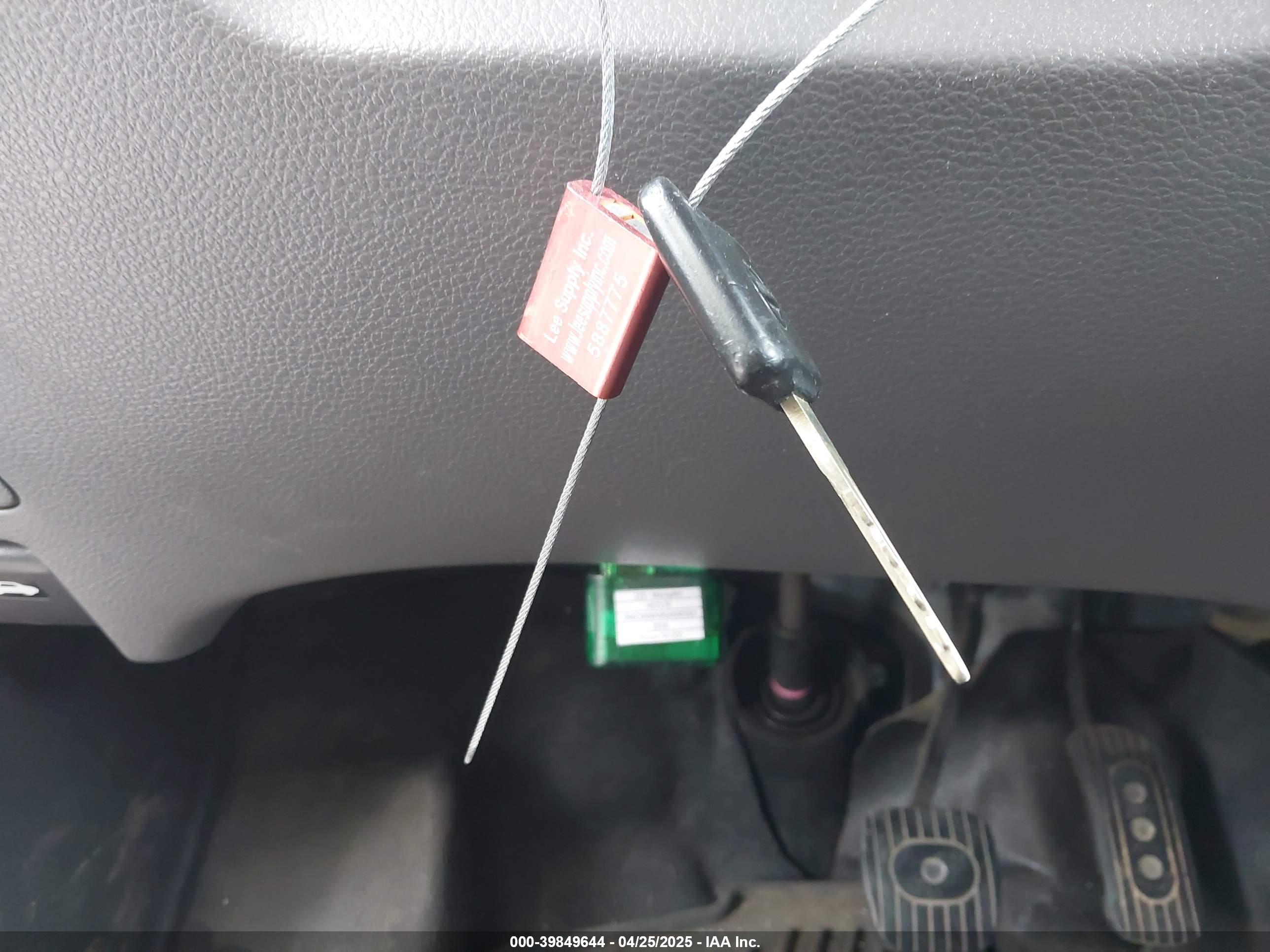 NISSAN NV200 image 11