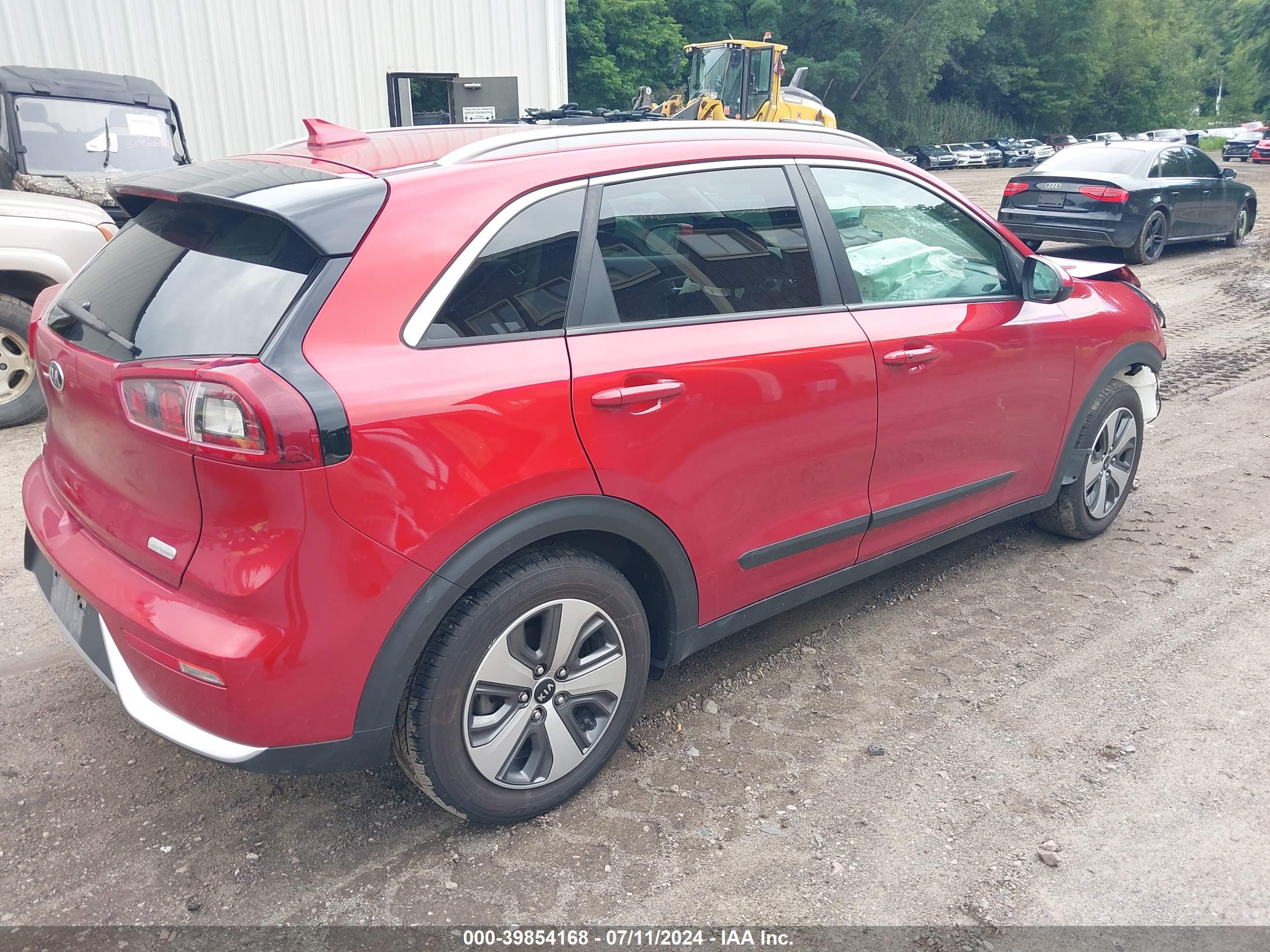 KIA NIRO image 4