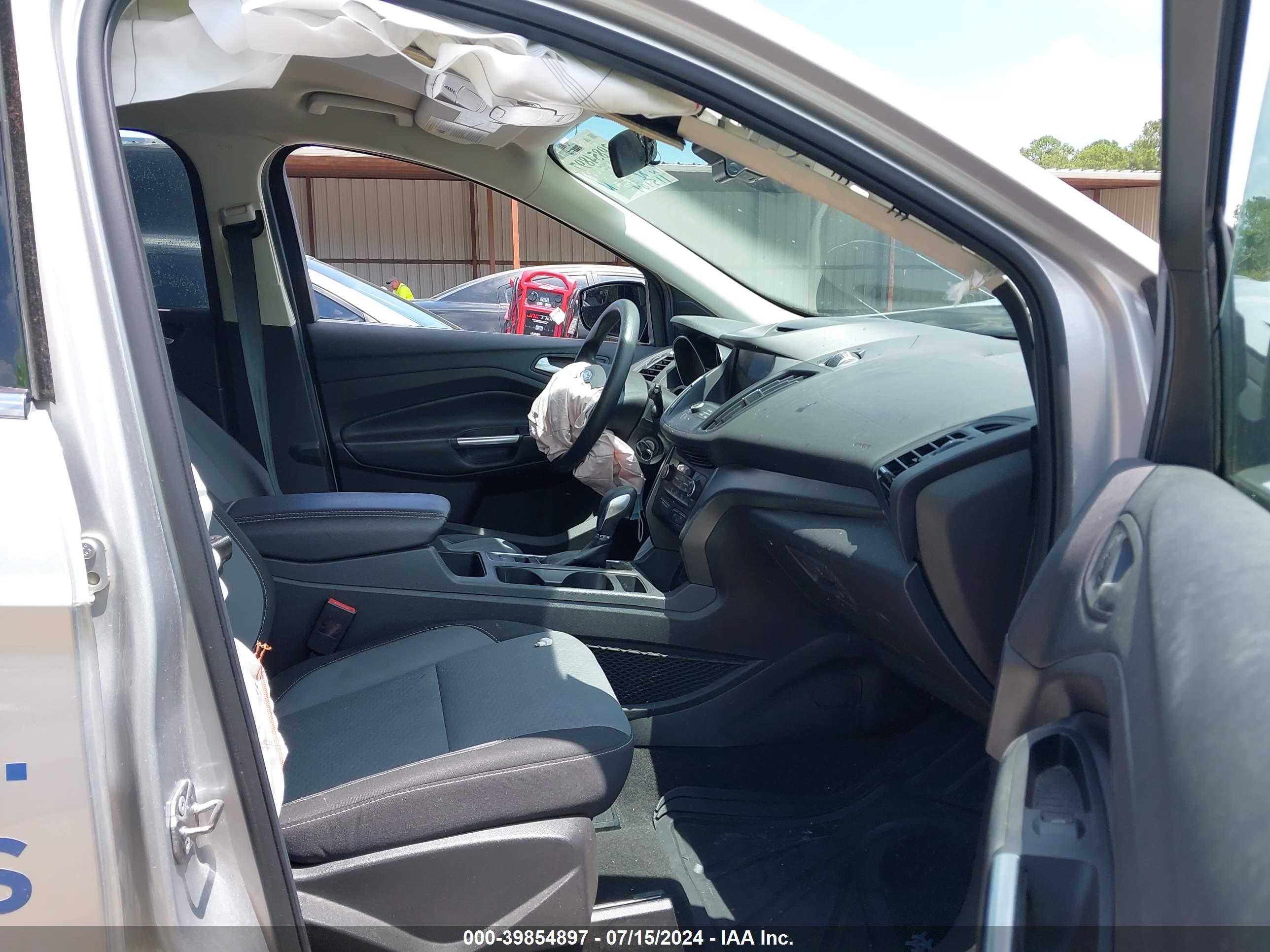 FORD ESCAPE image 5