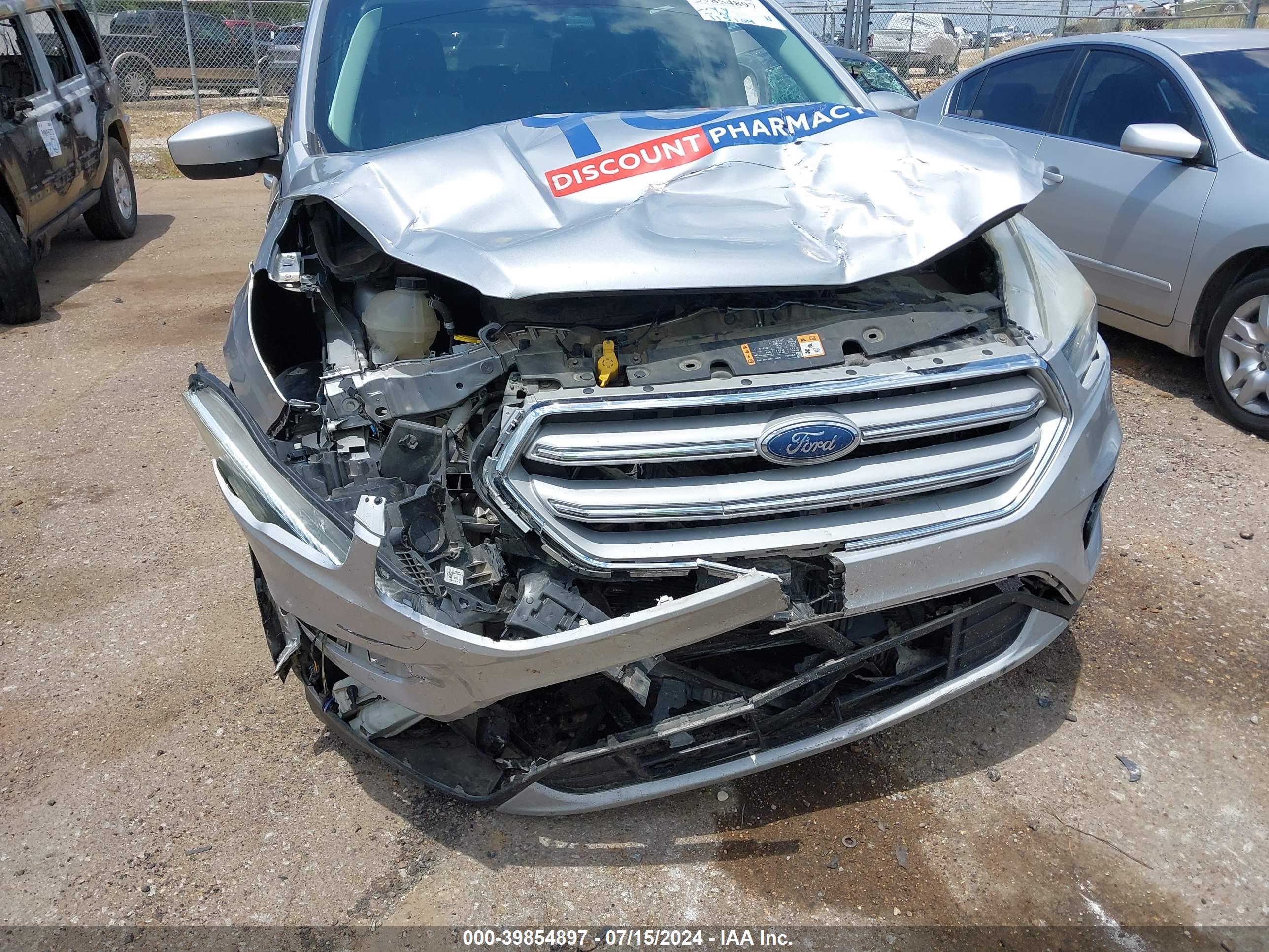 FORD ESCAPE image 6