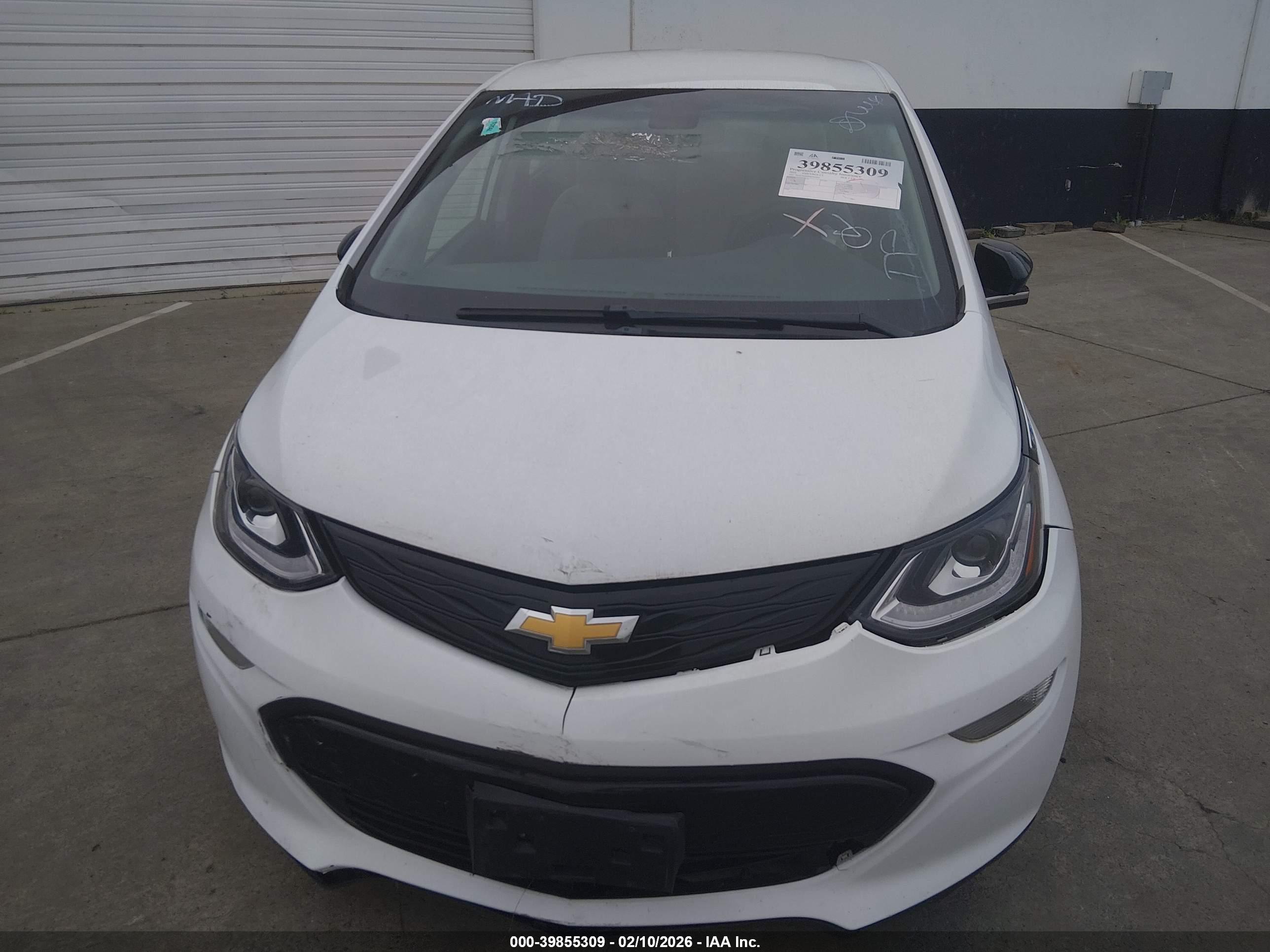 CHEVROLET BOLT image 6