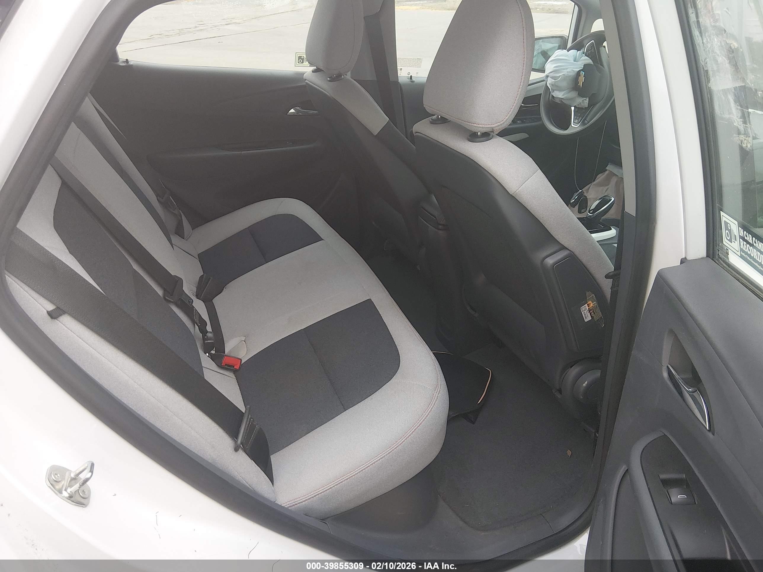 CHEVROLET BOLT image 8