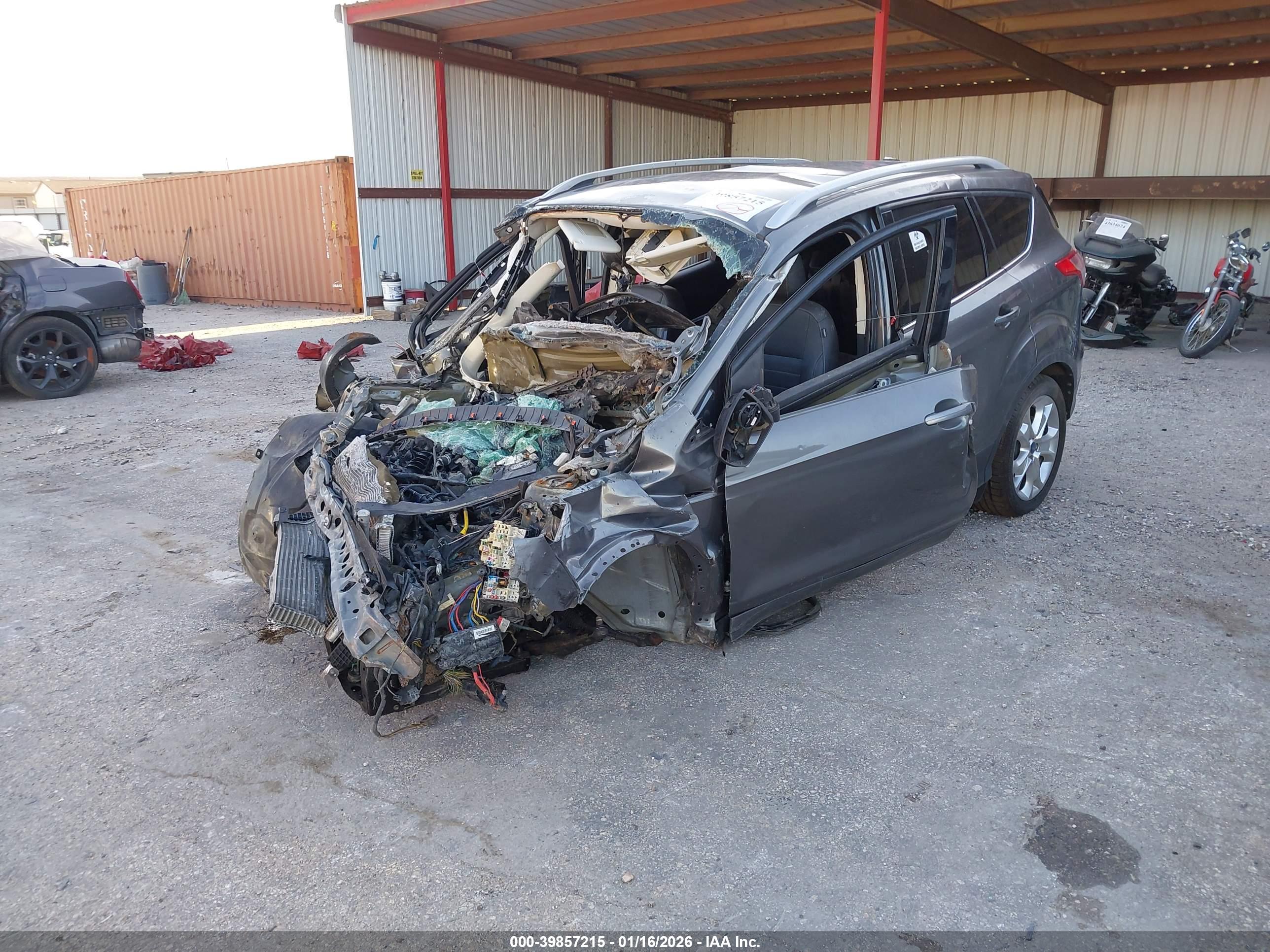 FORD ESCAPE image 2
