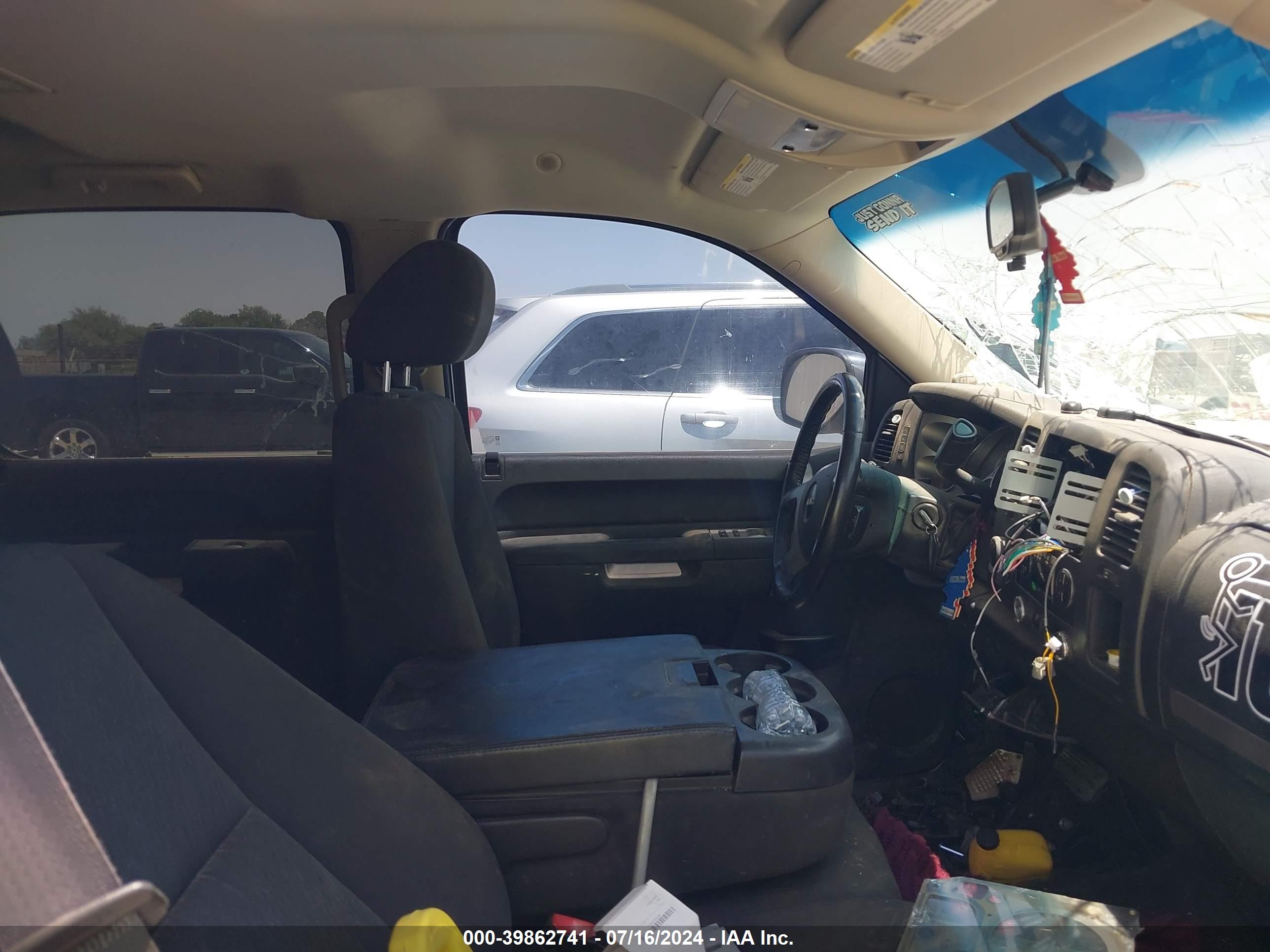 GMC SIERRA image 5