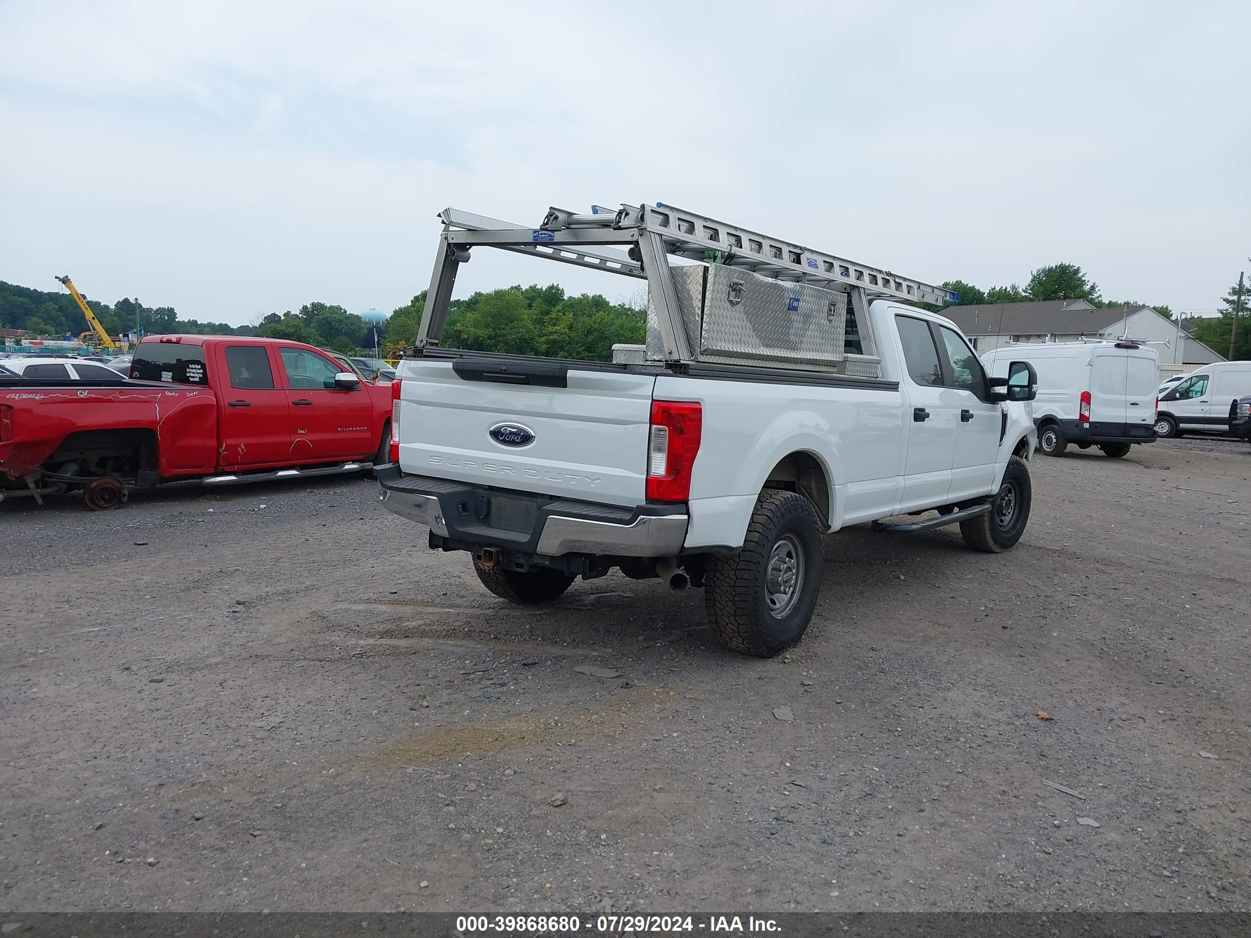 FORD F-250 image 4