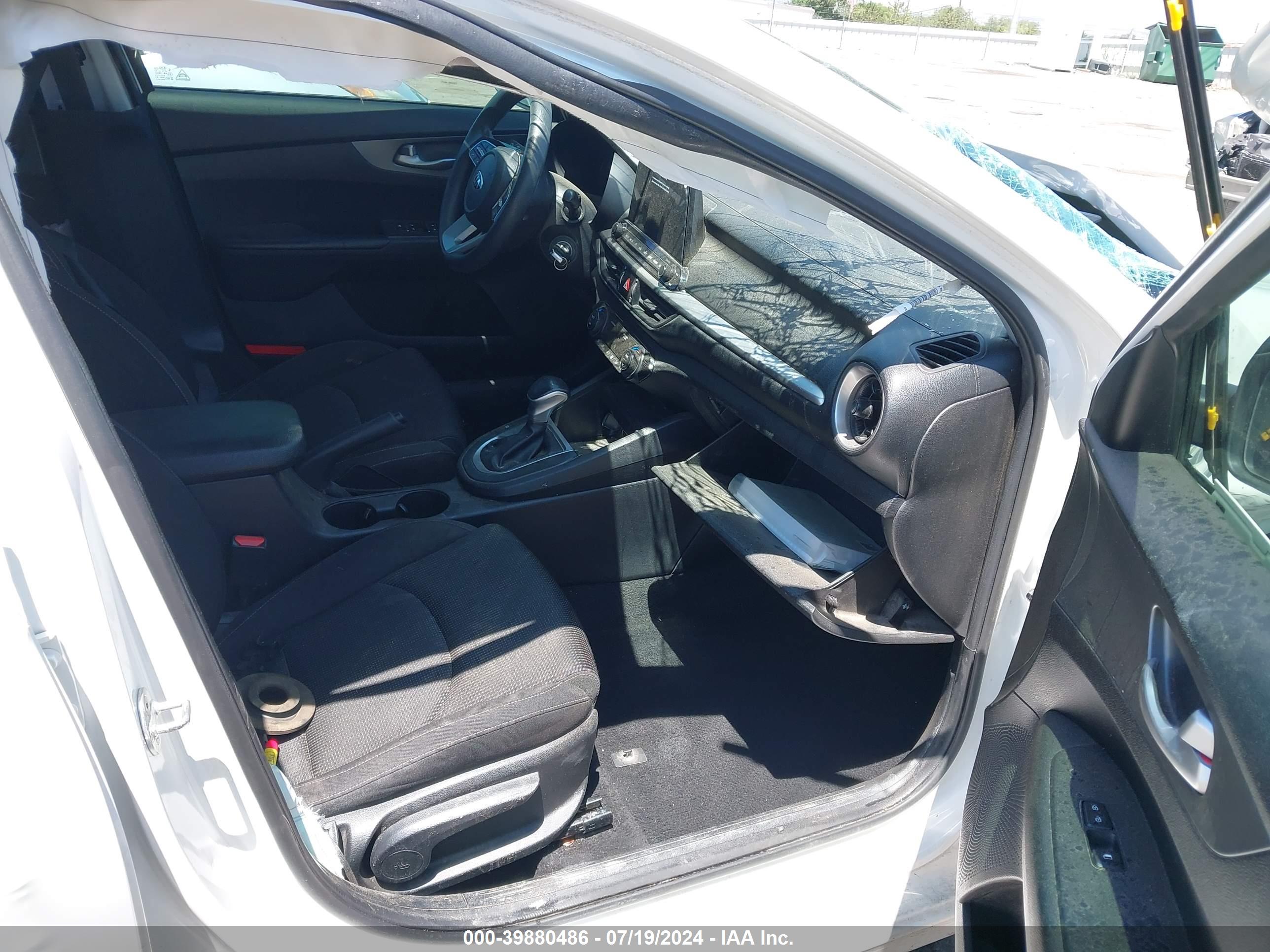 KIA FORTE image 5