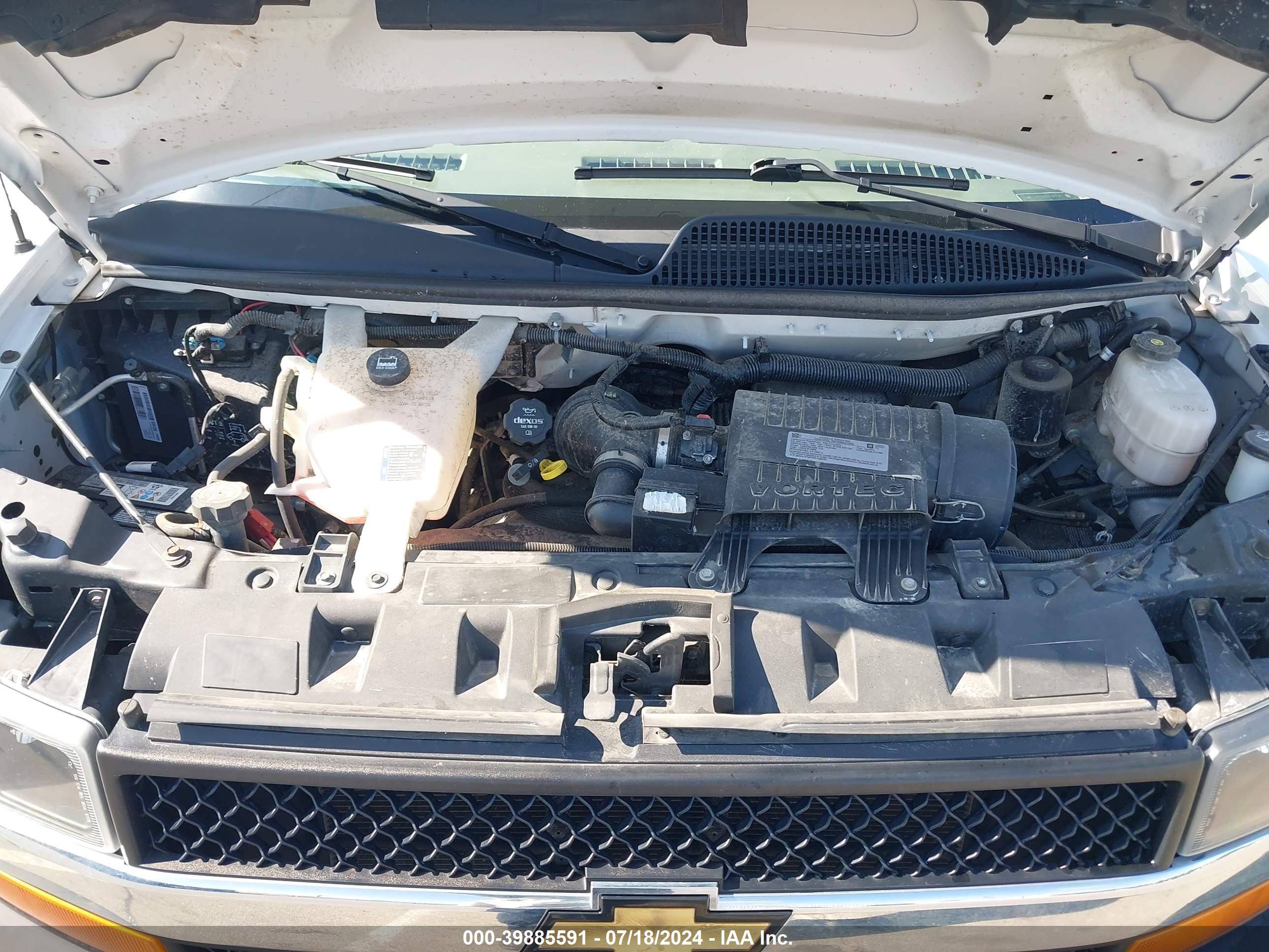 CHEVROLET EXPRESS image 10