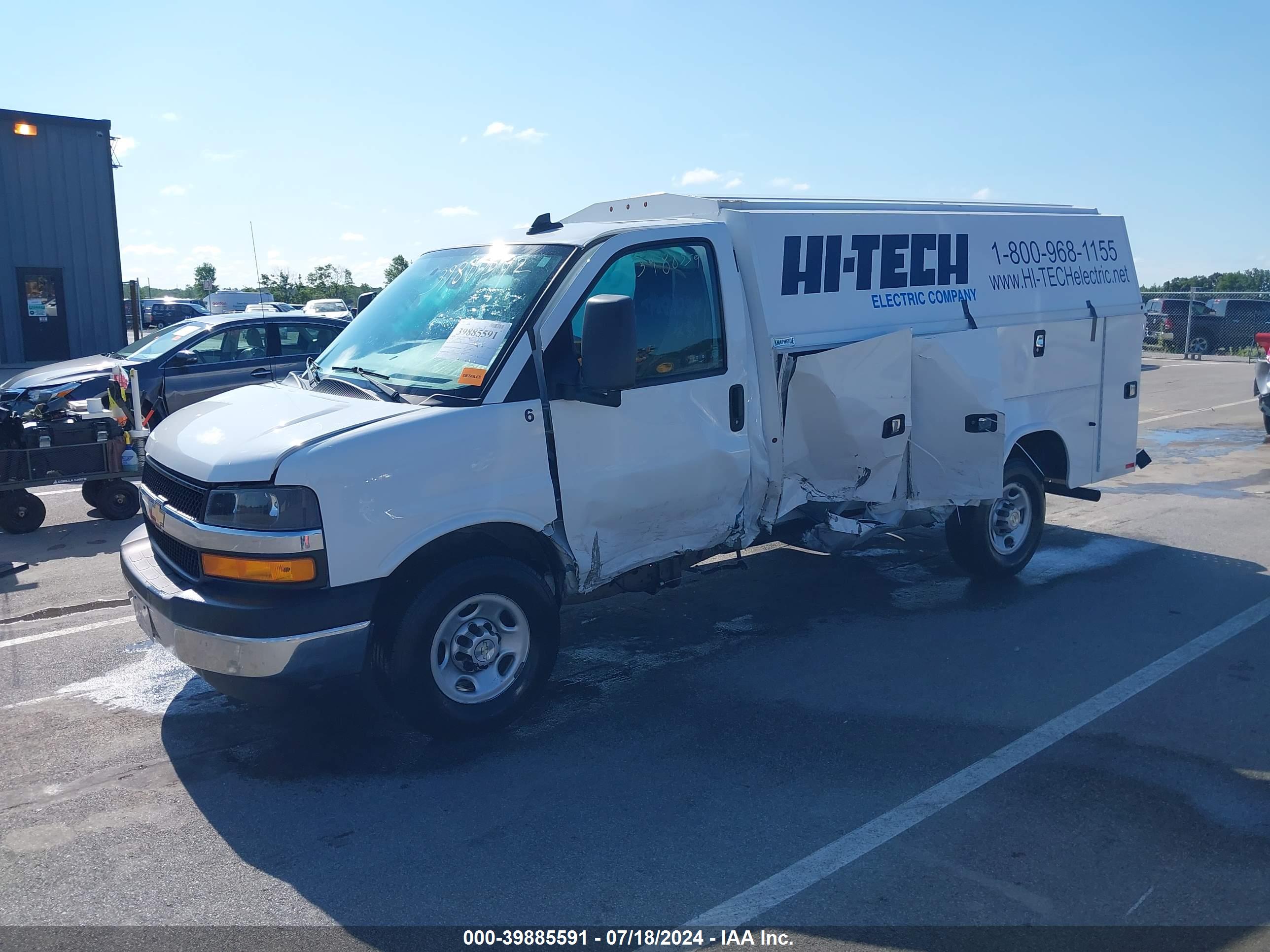 CHEVROLET EXPRESS image 2