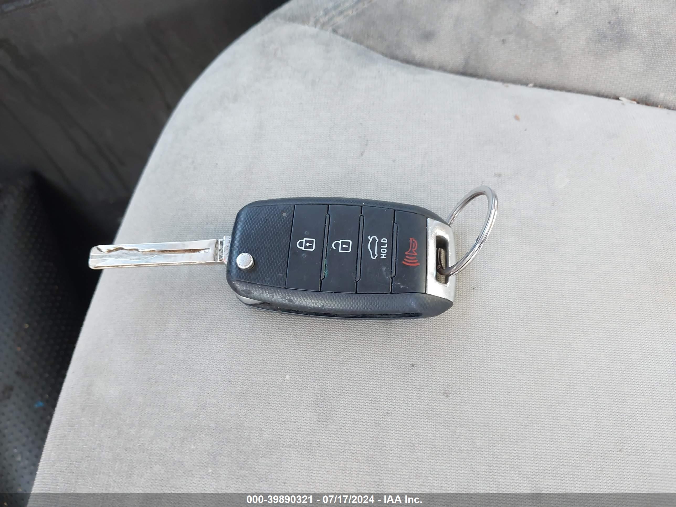 KIA OPTIMA image 11