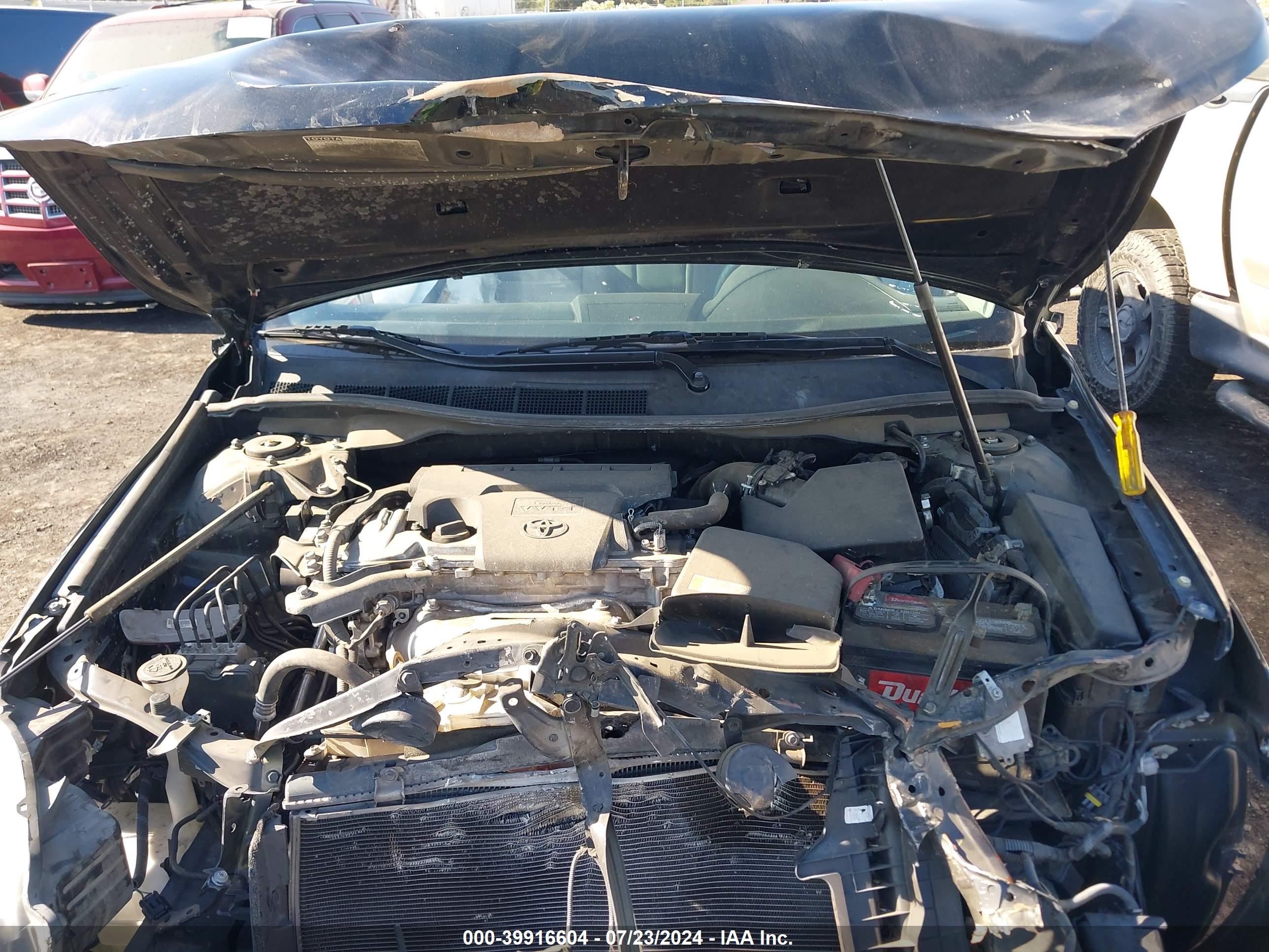 TOYOTA CAMRY image 10