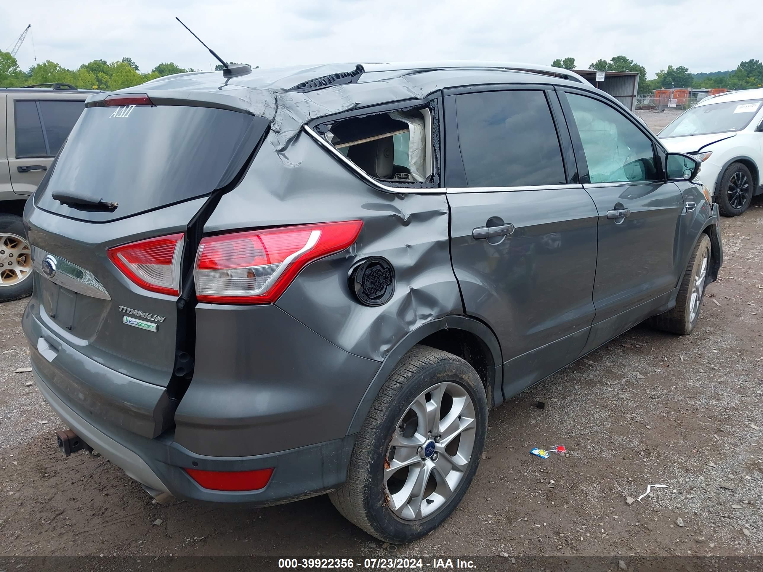FORD ESCAPE image 4