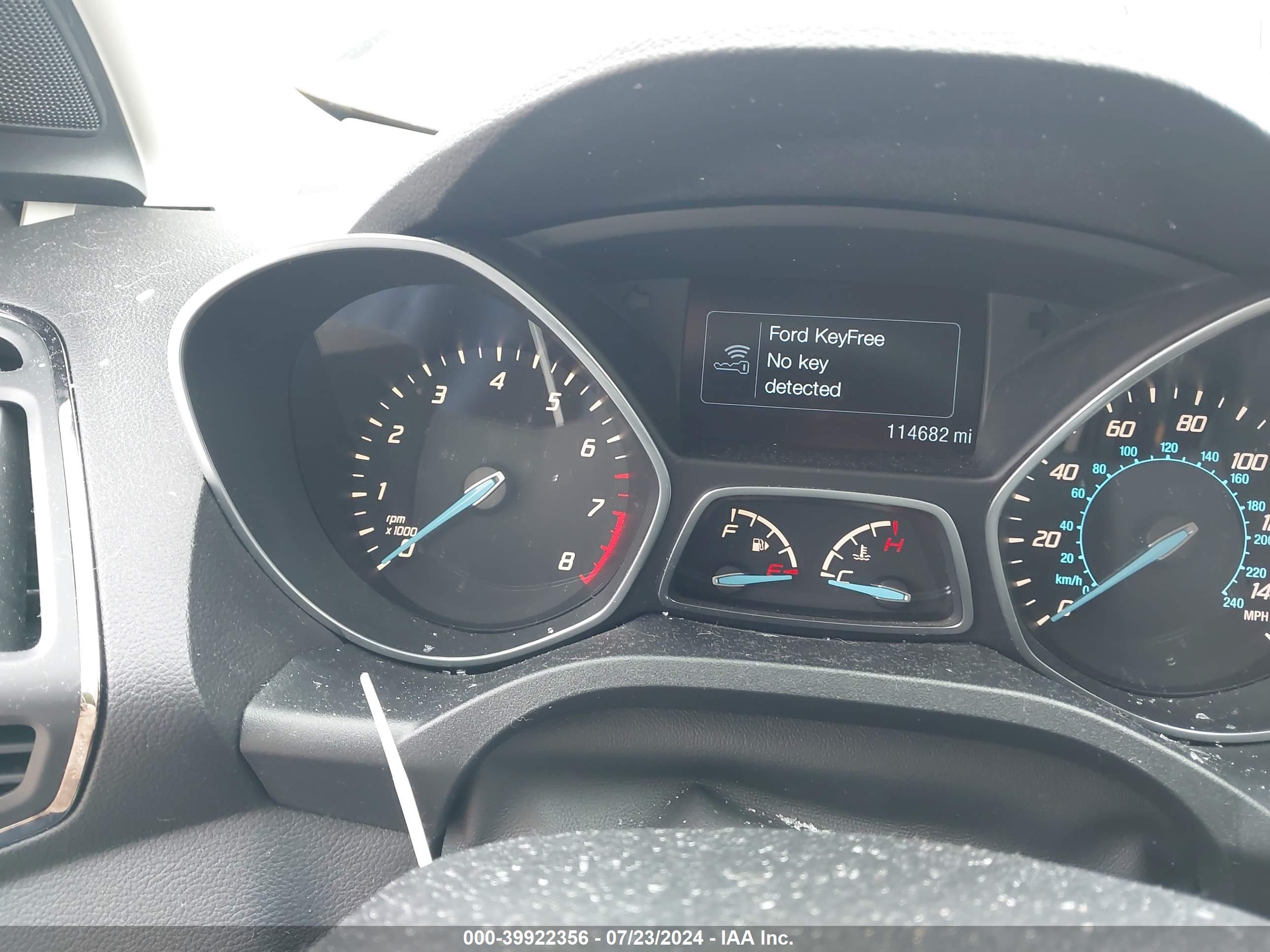 FORD ESCAPE image 7