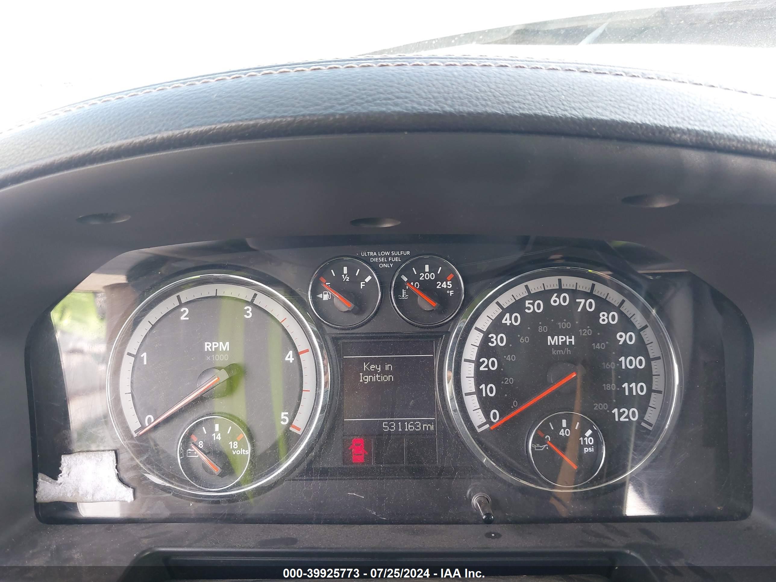 RAM 3500 image 6