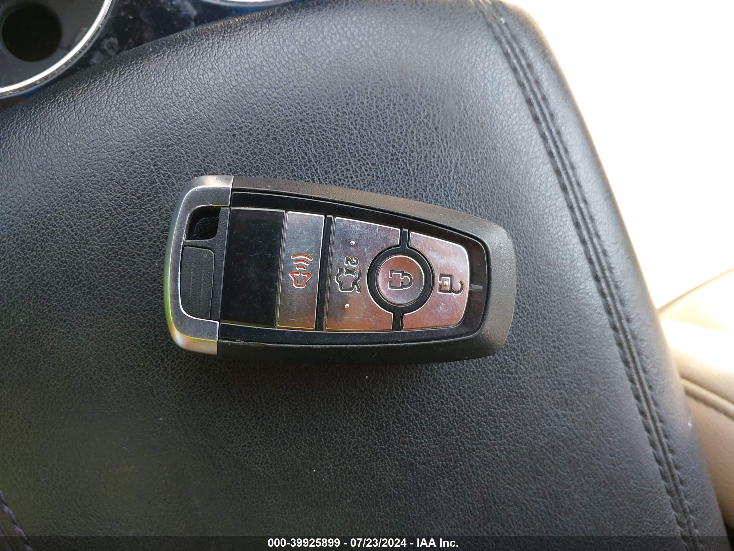 FORD EDGE image 11
