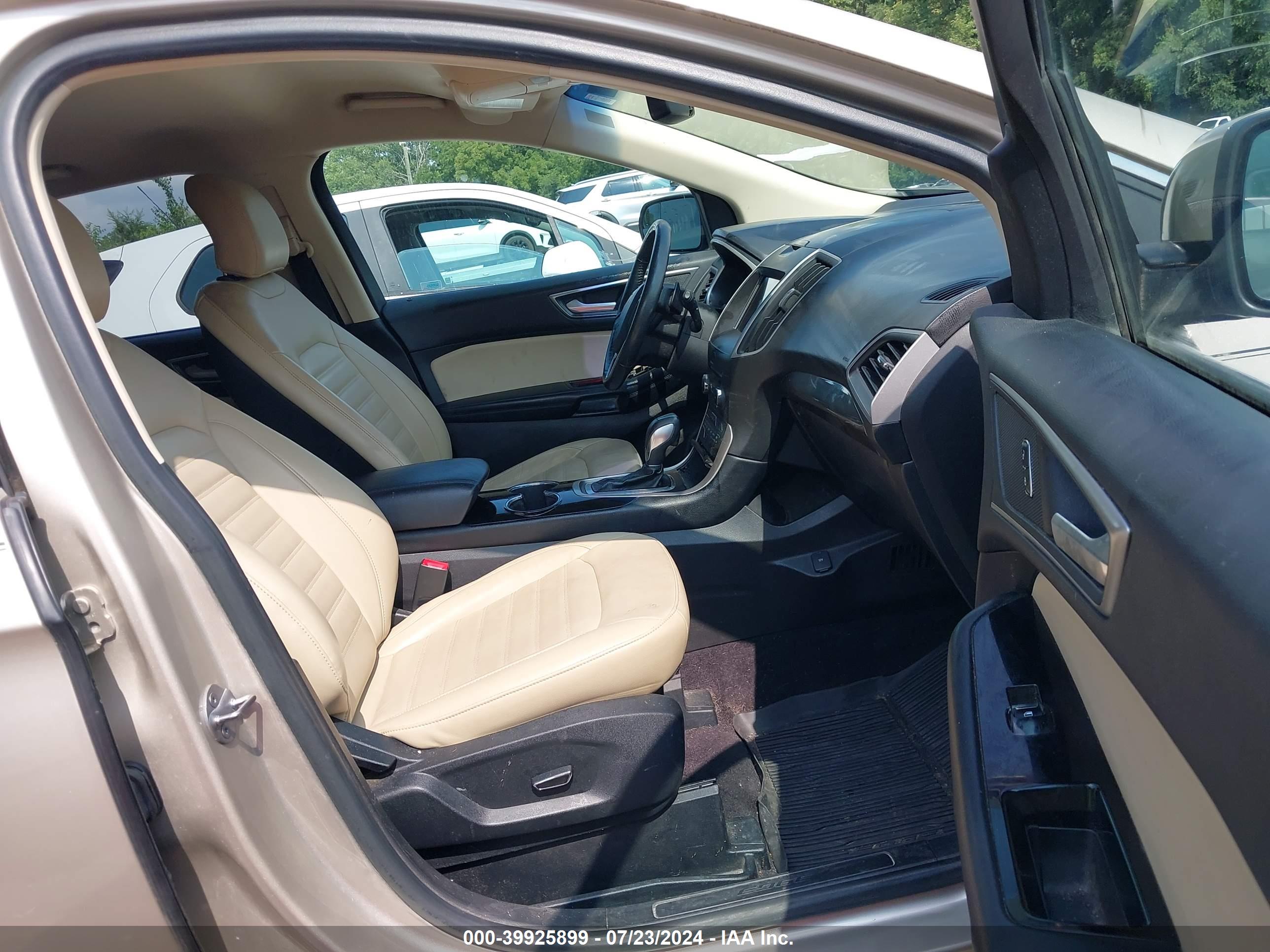 FORD EDGE image 5