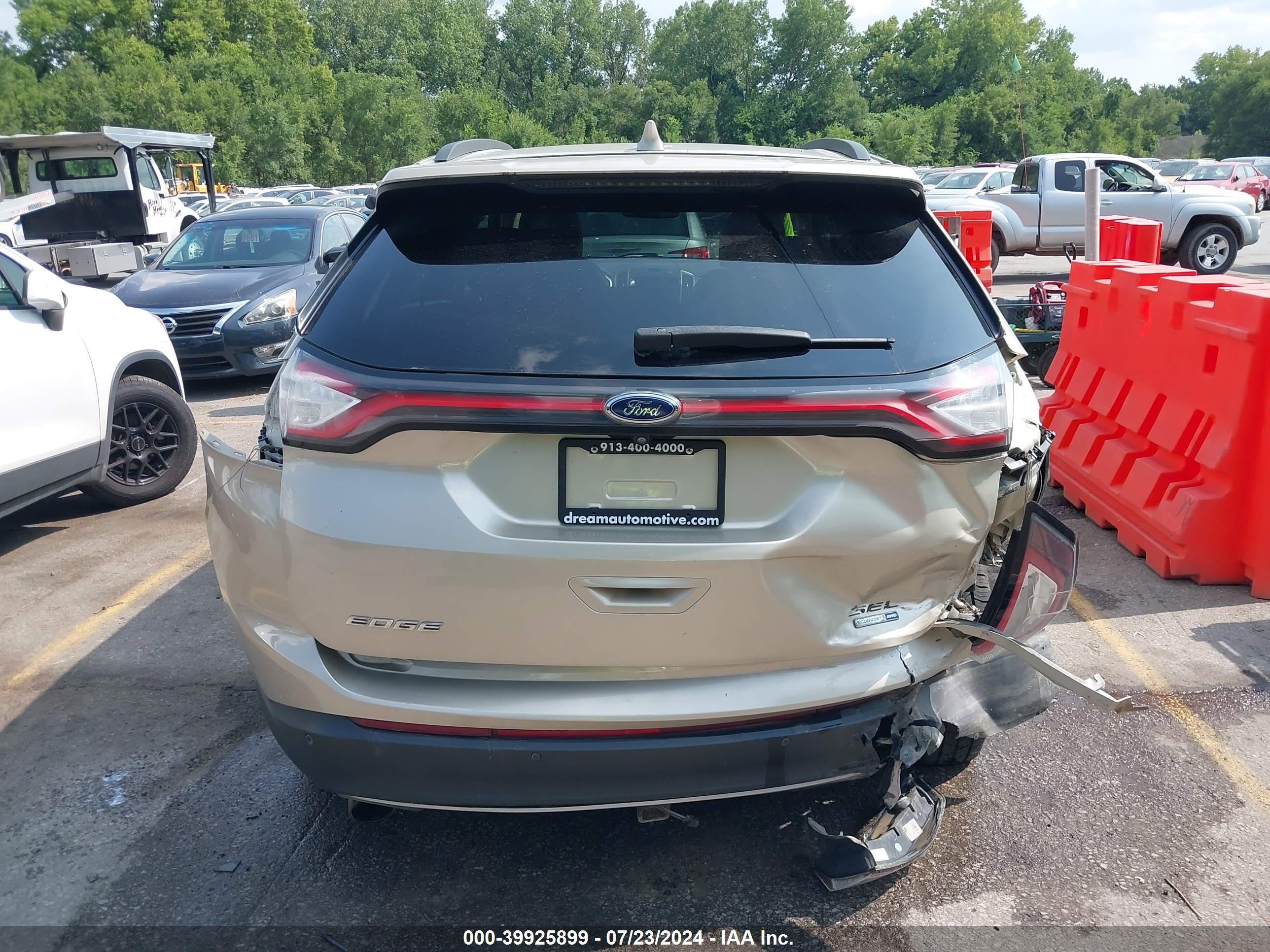 FORD EDGE image 6