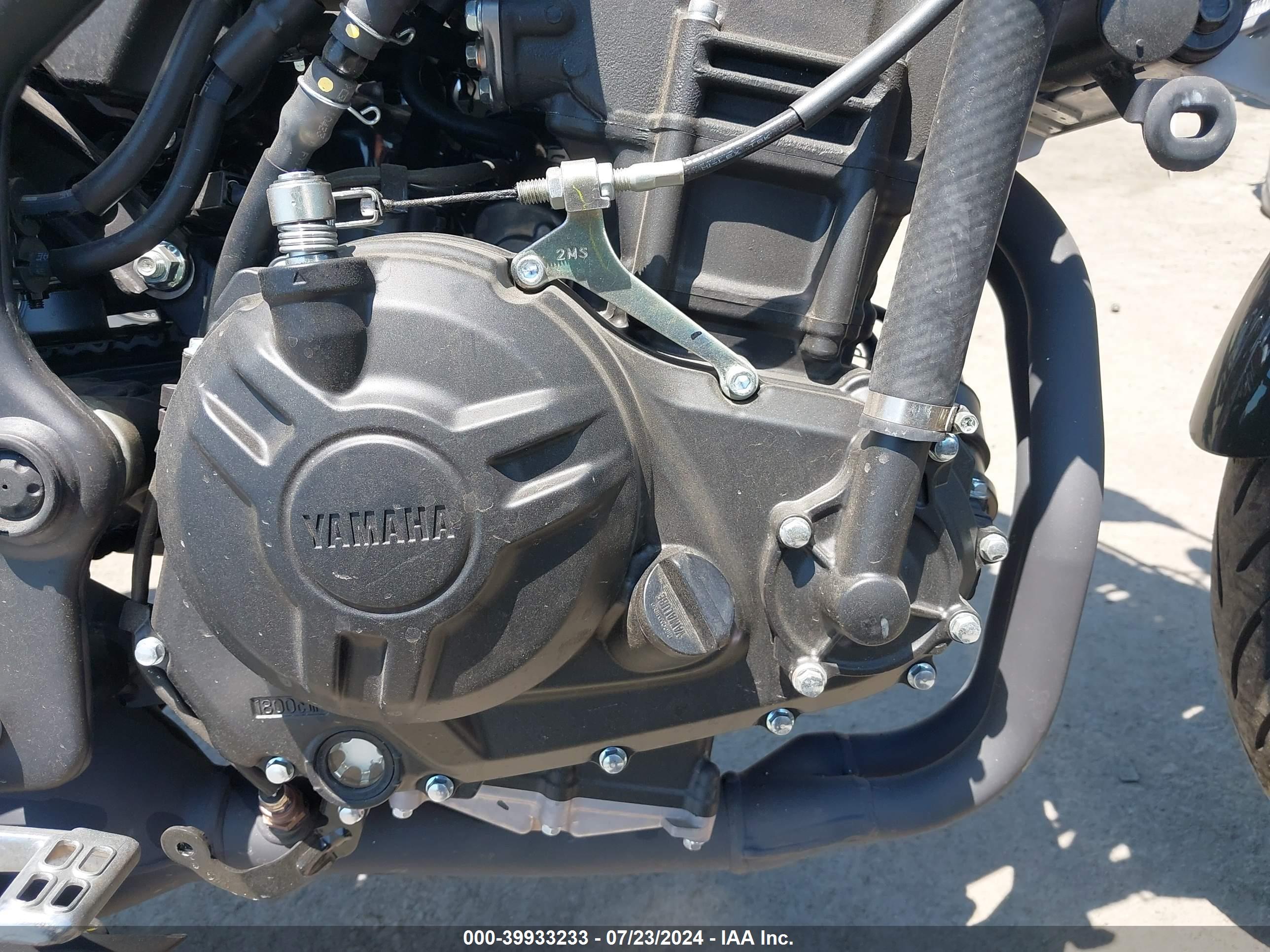 YAMAHA YZFR3 image 8