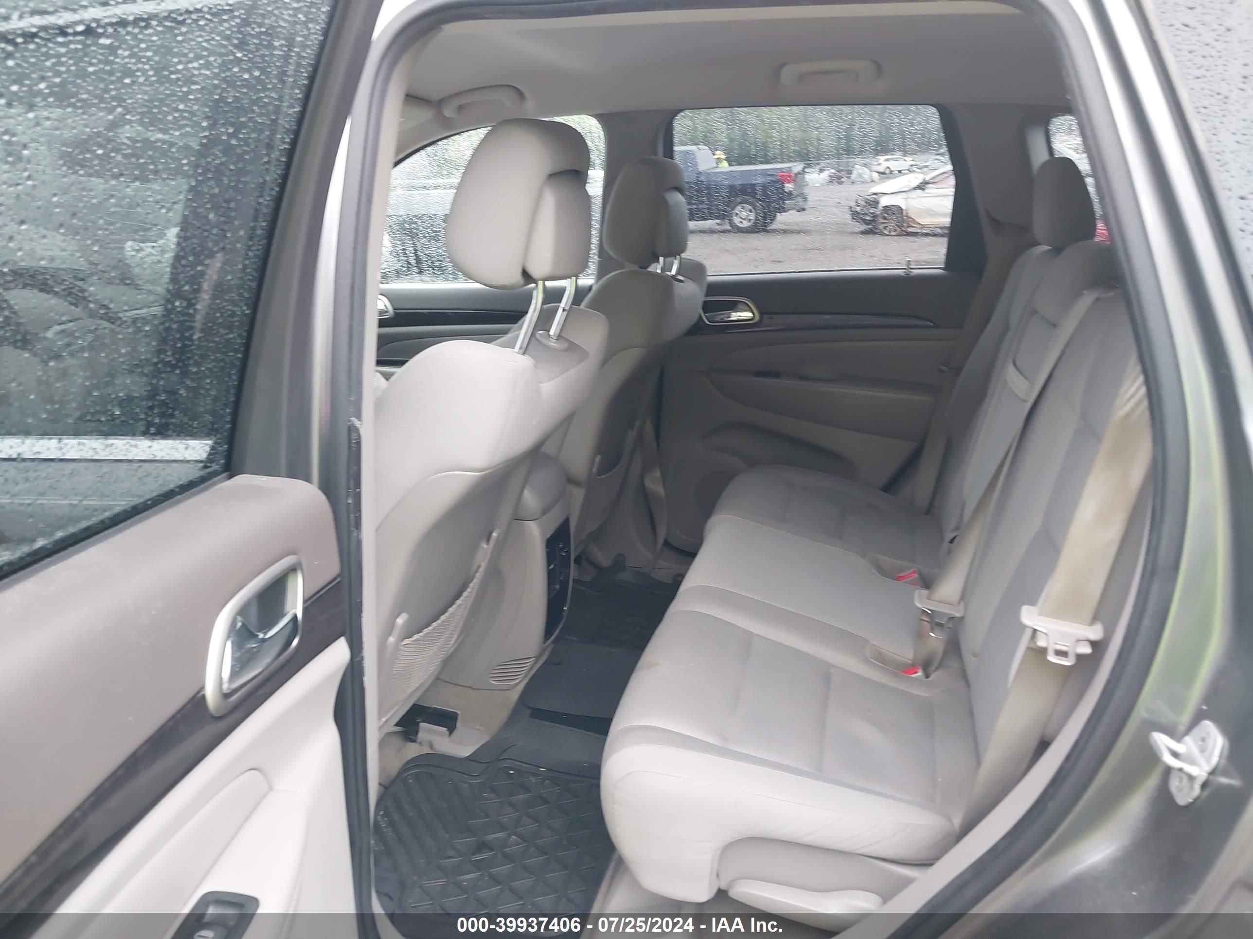JEEP GRAND image 8