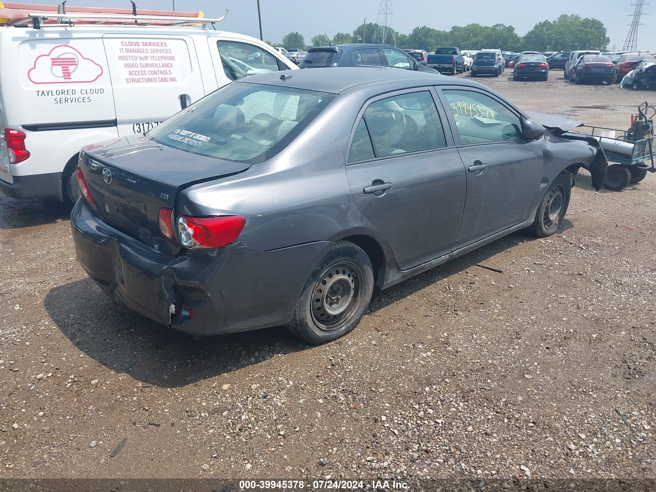 TOYOTA COROLLA image 4