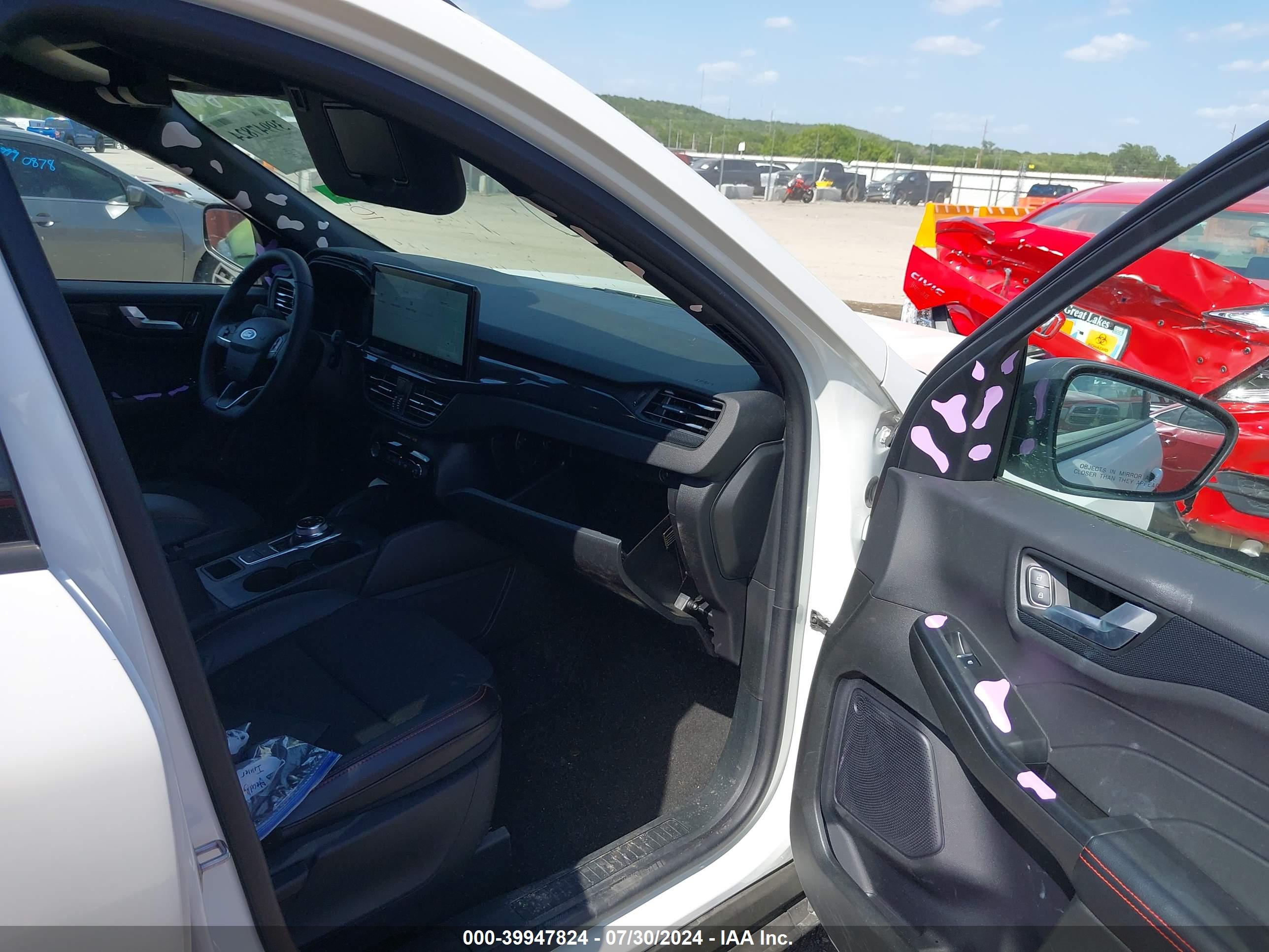 FORD ESCAPE image 5