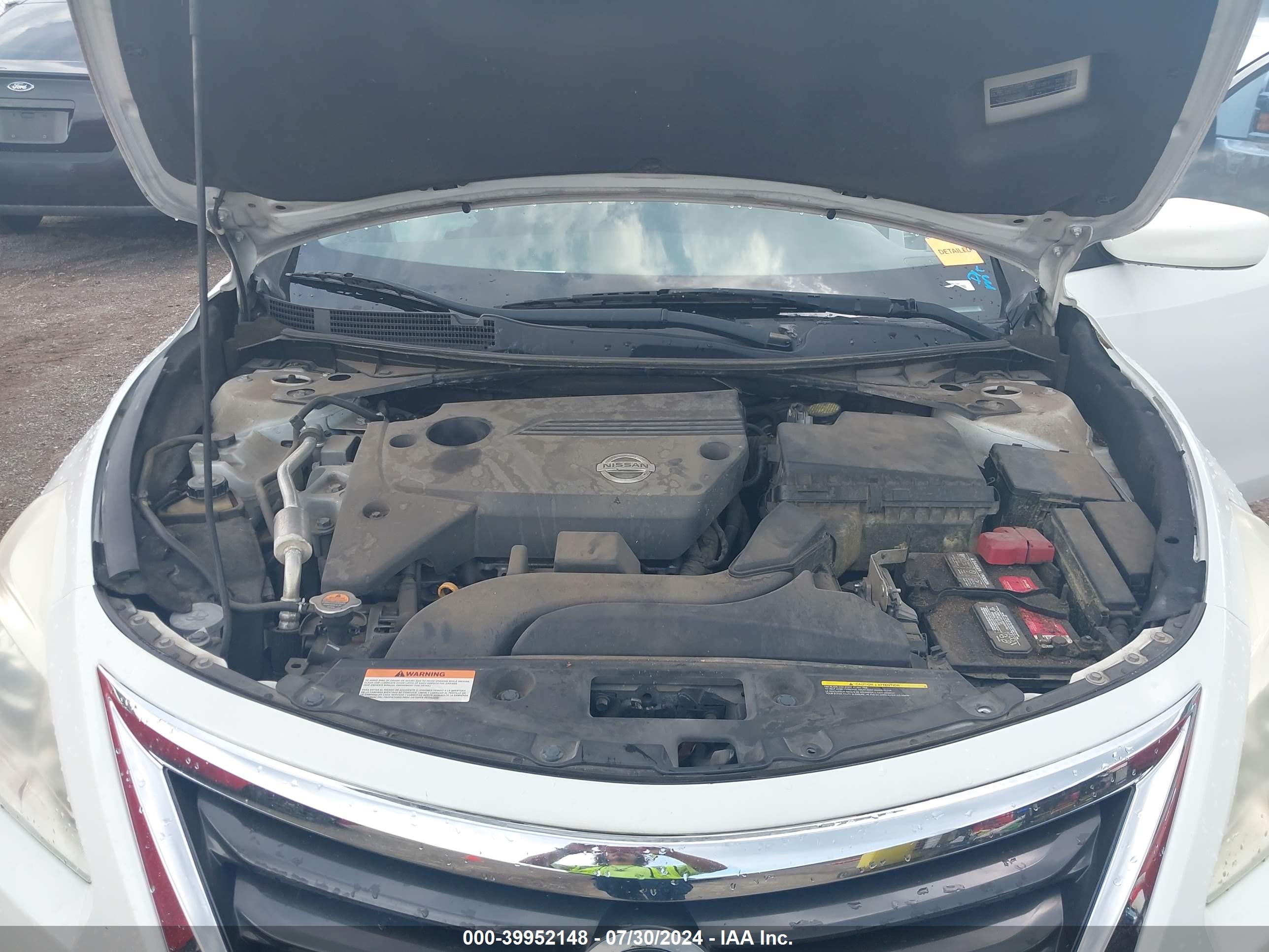 NISSAN ALTIMA image 10