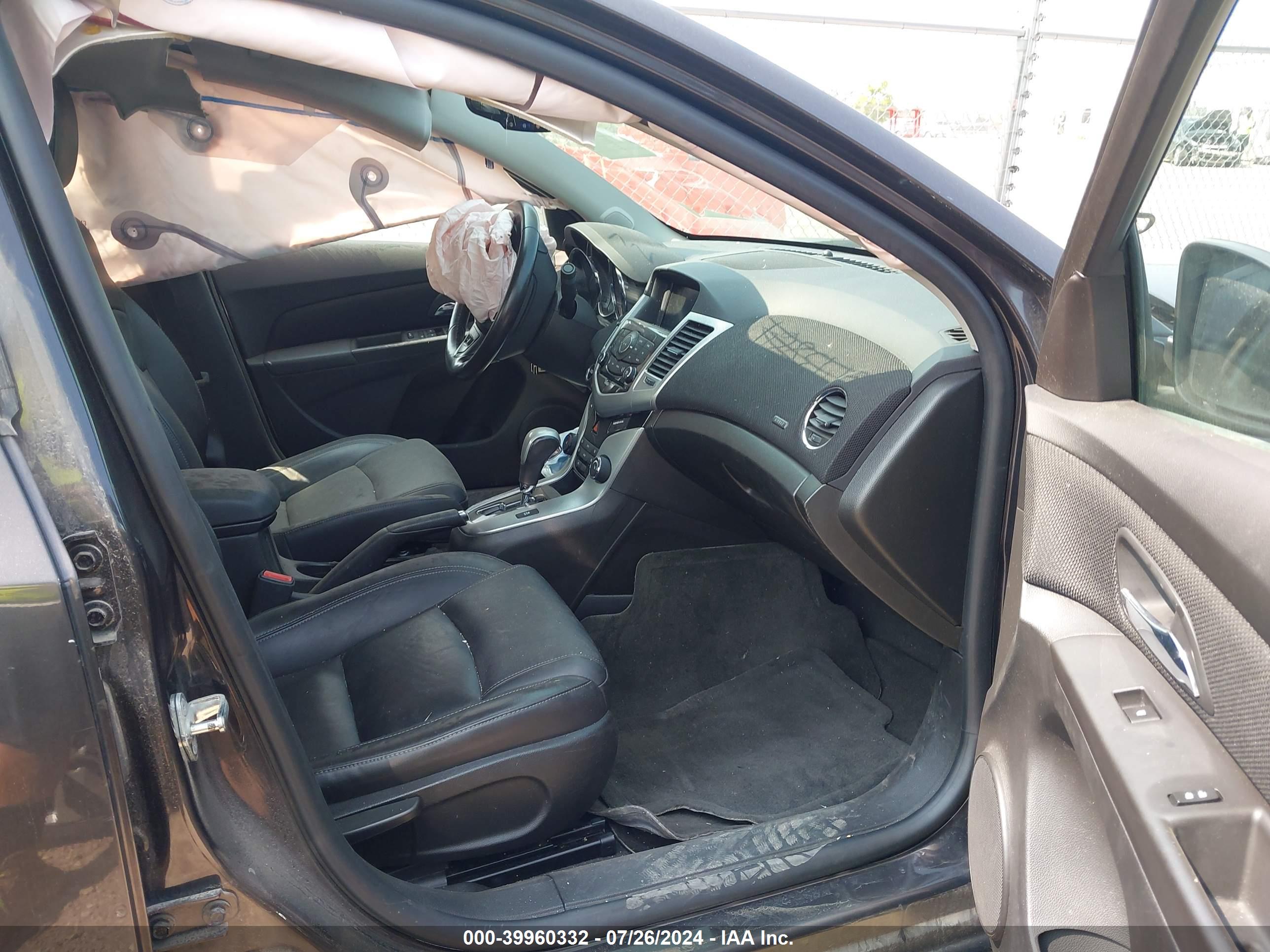 CHEVROLET CRUZE image 5