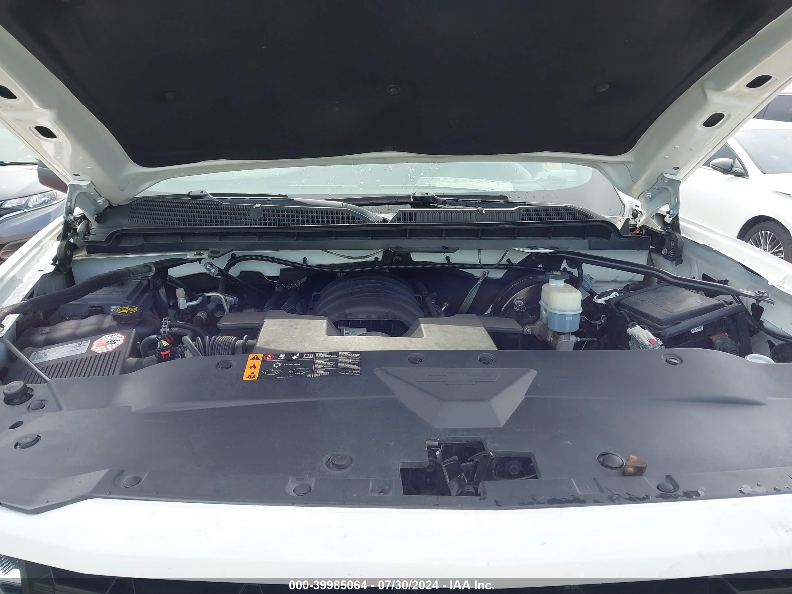 CHEVROLET SILVERADO image 10