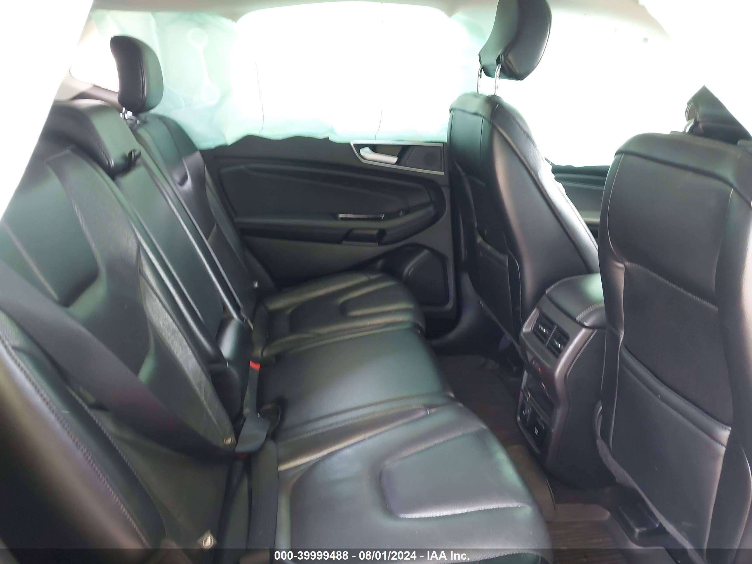 FORD EDGE image 8