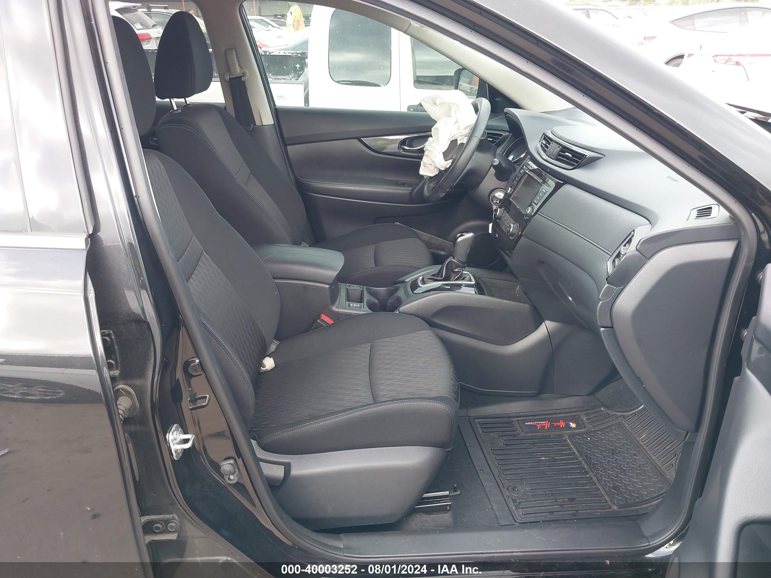 NISSAN ROGUE image 5