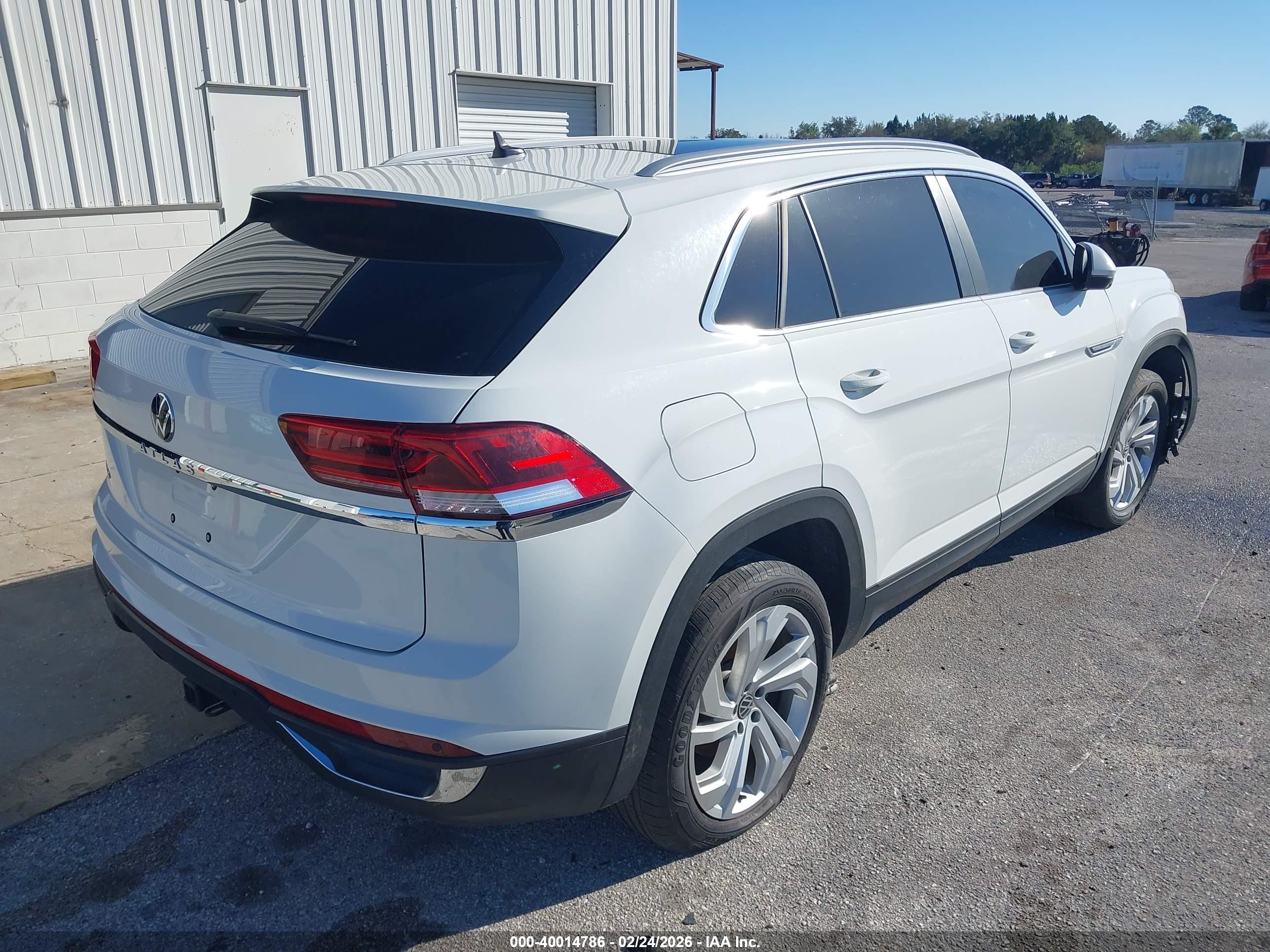 VOLKSWAGEN ATLAS image 4