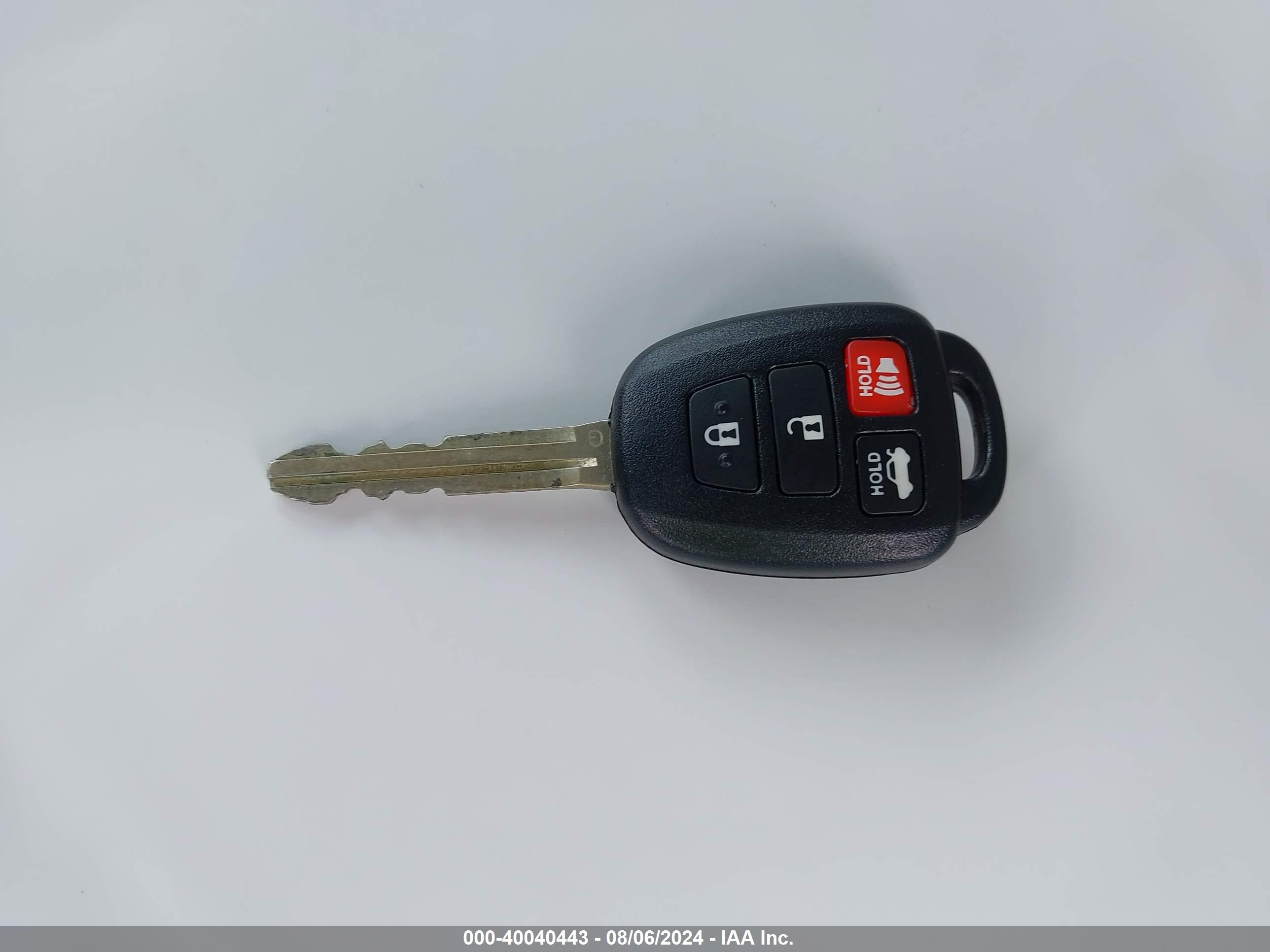 TOYOTA SIENNA image 11