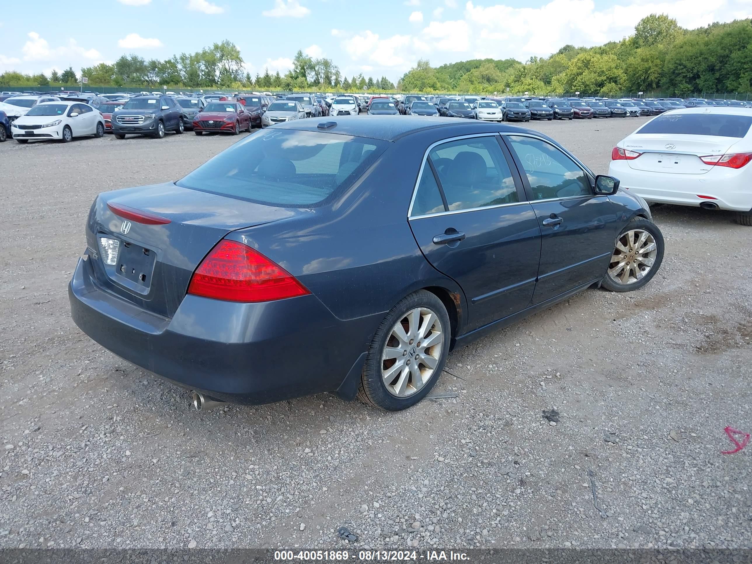 HONDA ACCORD image 4